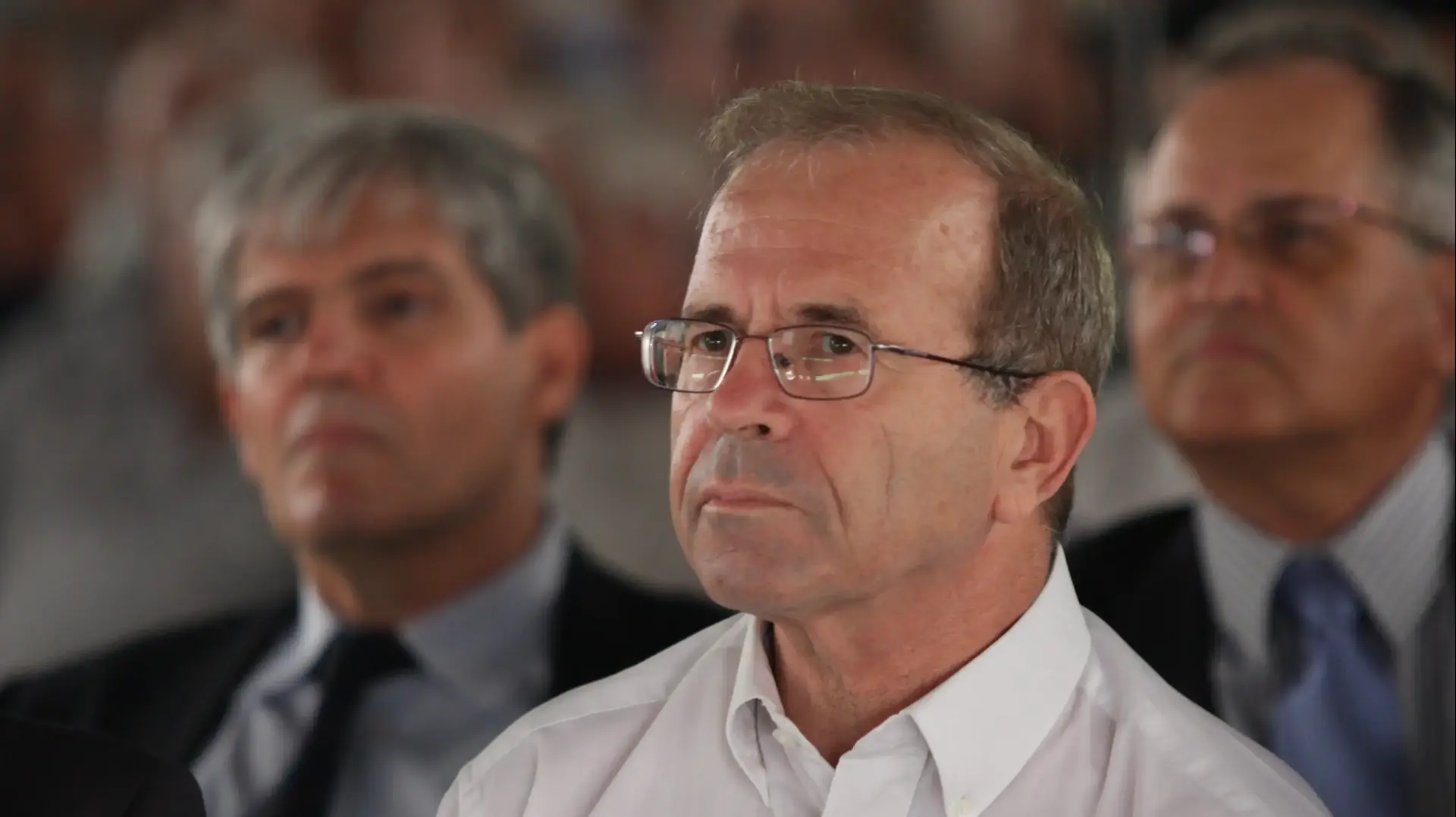 עופר דקל בהשקת מטוס g250 בתעשייה האווירית, אוקטובר 2009 עופר דקל בהשקת מטוס g250 בתעשייה האווירית, אוקטובר 2009