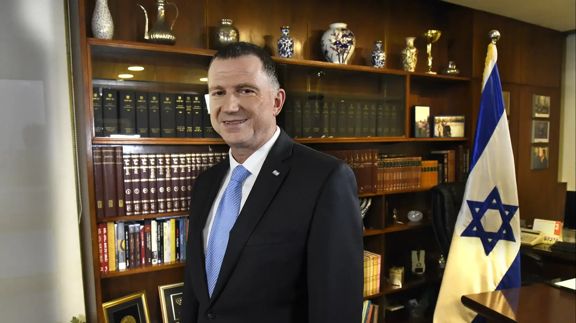 וואלהTALK יעקב אילון וח"כ יולי אדלשטיין יו"ר הכנסת - הראיון המרכזי וואלהTALK יעקב אילון וח"כ יולי אדלשטיין יו"ר הכנסת - הראיון המרכזי