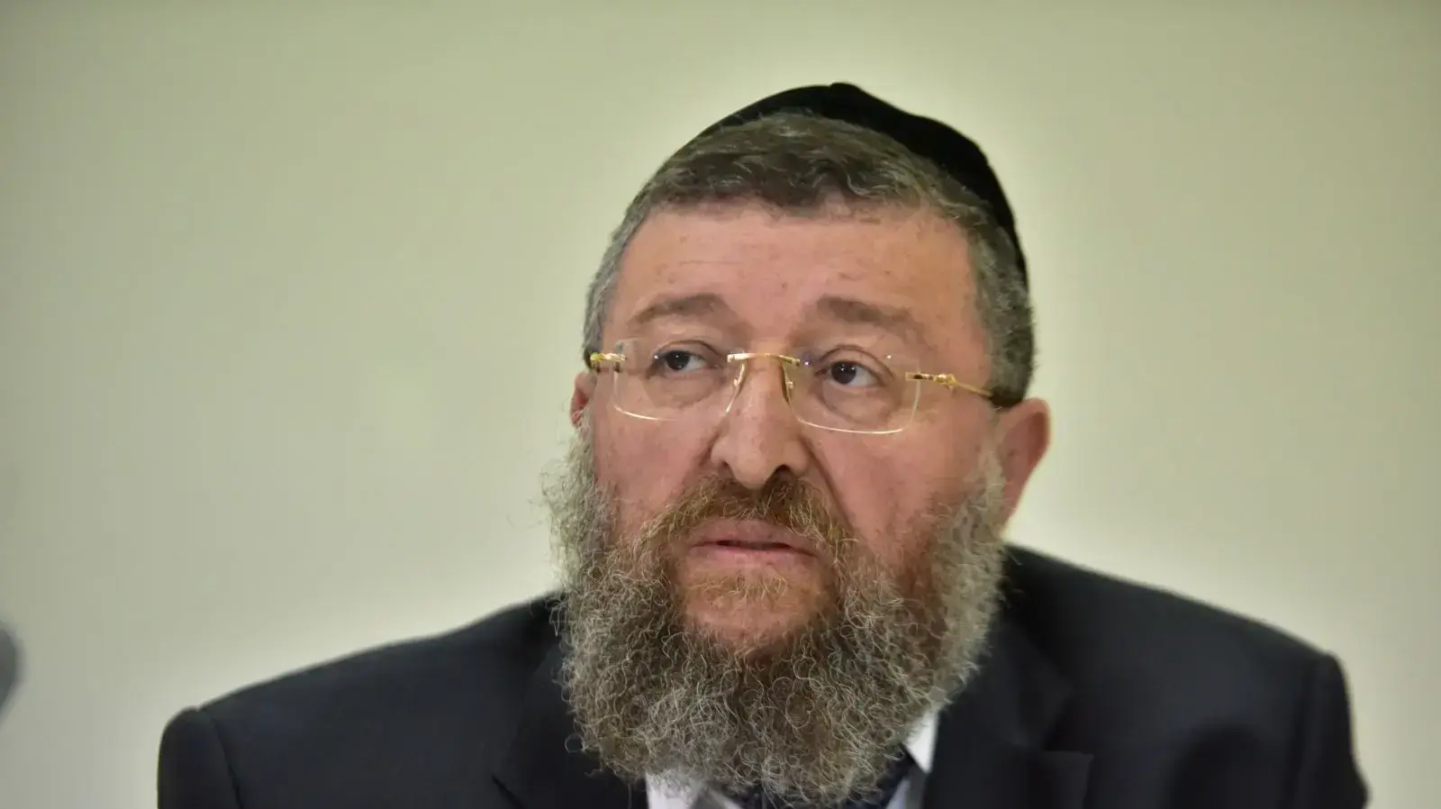 יואב בן צור, ש"ס, במסיבת עיתונאים בנושא חוק הביטוח הסיעודי ממלכתי- צו השעה, 12 בנובמבר 2017 יואב בן צור, ש"ס, במסיבת עיתונאים בנושא חוק הביטוח הסיעודי ממלכתי- צו השעה, 12 בנובמבר 2017