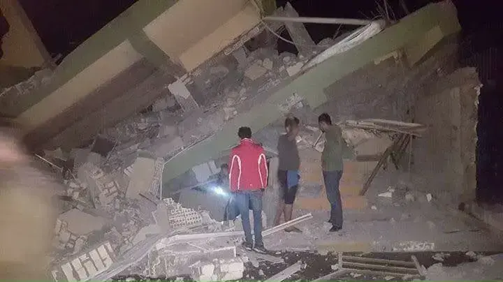 הריסות בעיירת גבול באיראן, בסמוך לעיראק, בעקבות רעידת אדמה, 12 בנובמבר 2017