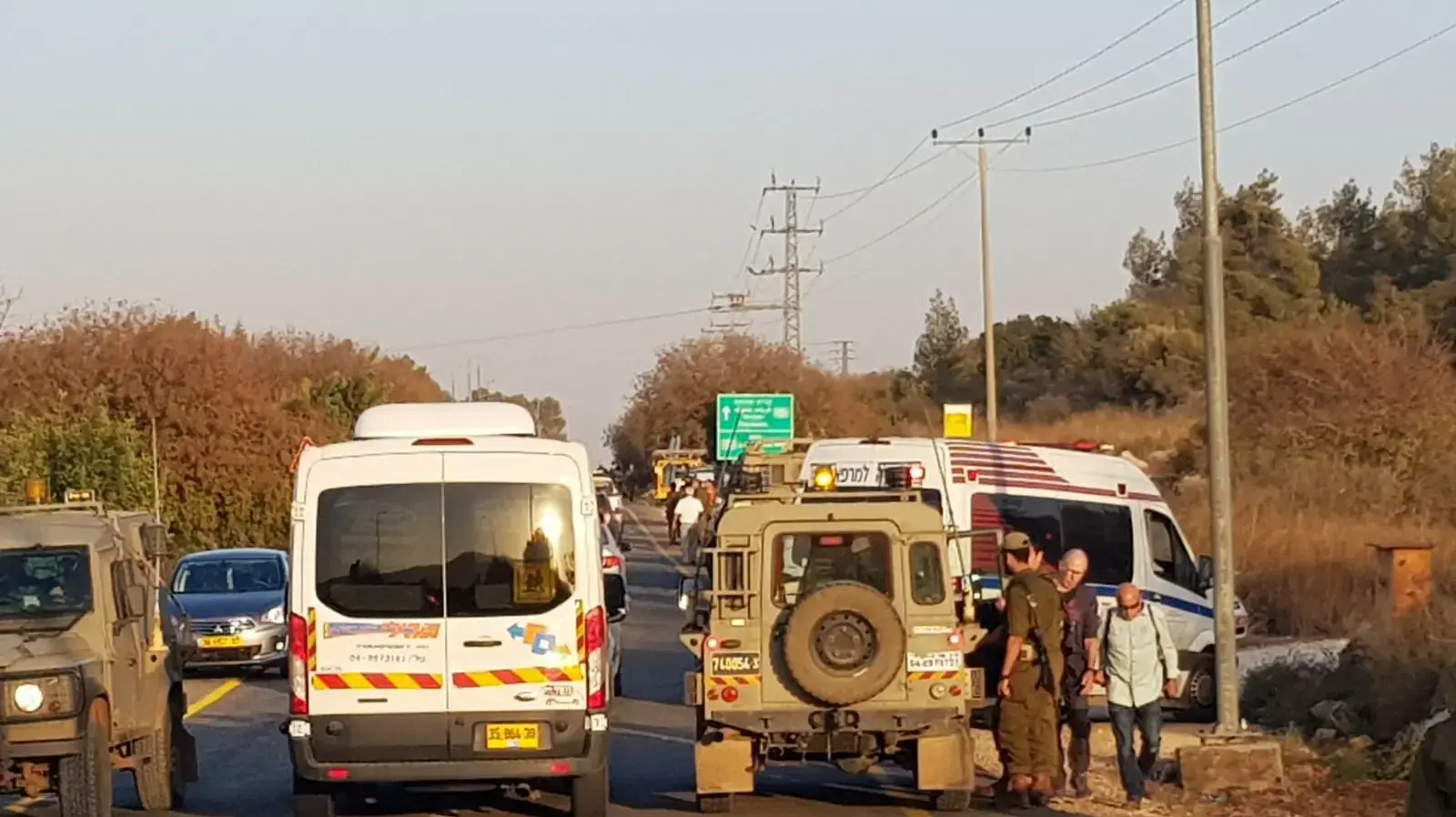 תאונת דרכים בין מערבל בטון לרכב בצומת יפתח תאונת דרכים בין מערבל בטון לרכב בצומת יפתח