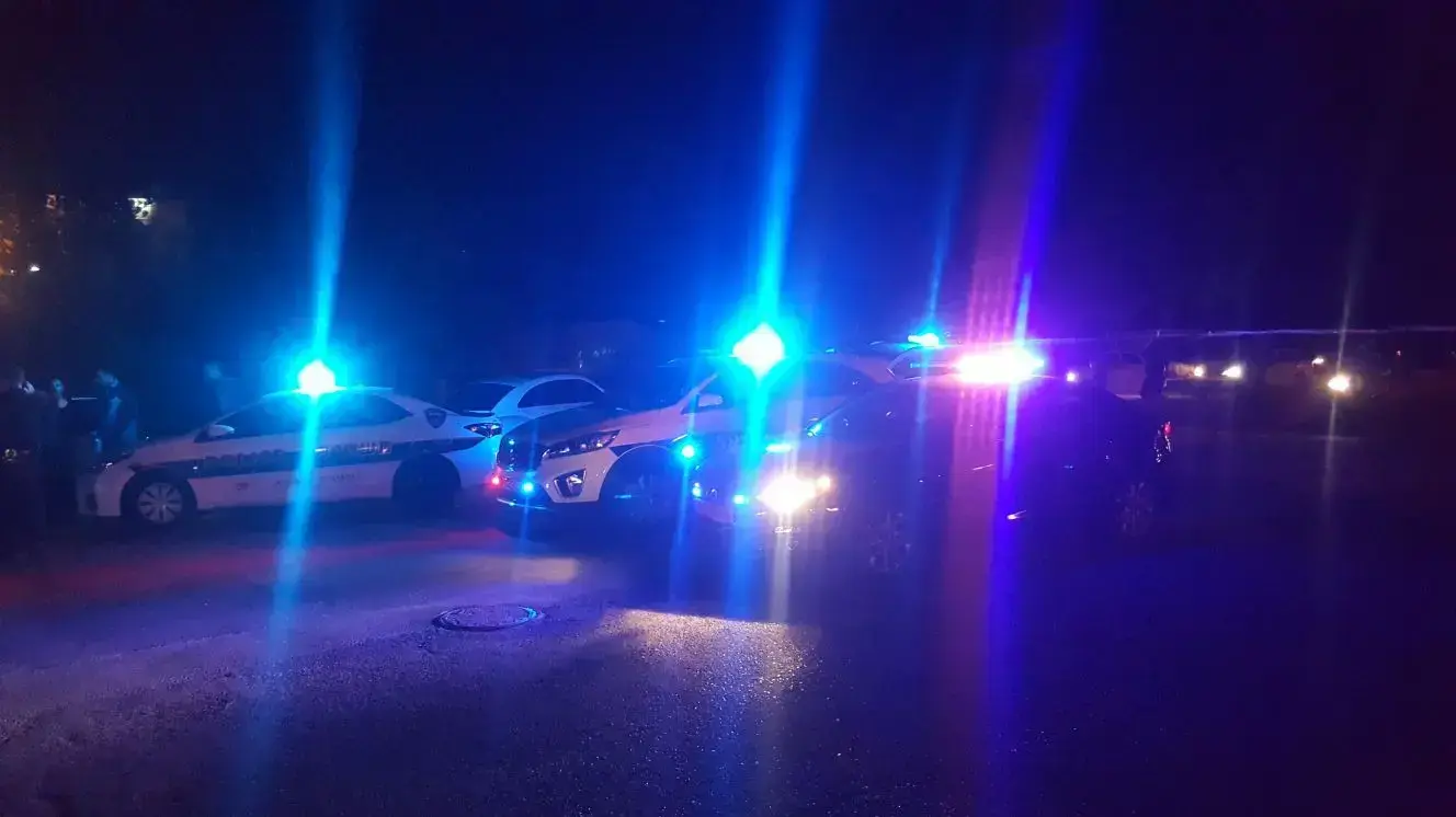 גבר בשנות הארבעים לחייו נפצע מירי בחוף שקמונה בחיפה 15 בנובמבר 2017 גבר בשנות הארבעים לחייו נפצע מירי בחוף שקמונה בחיפה 15 בנובמבר 2017