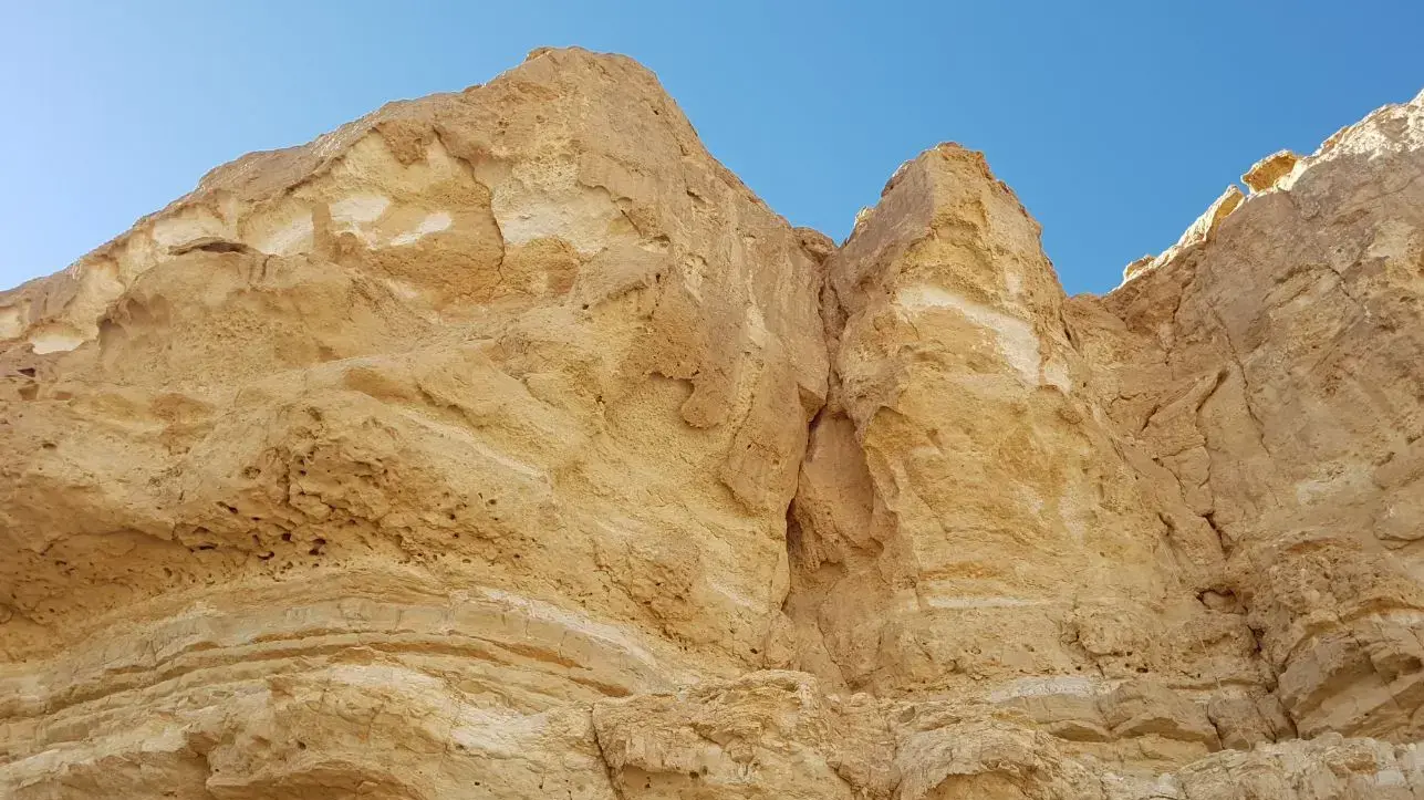 גבר שנפל מגובה במצפה רמון 16 בנובמבר 2017 גבר שנפל מגובה במצפה רמון 16 בנובמבר 2017