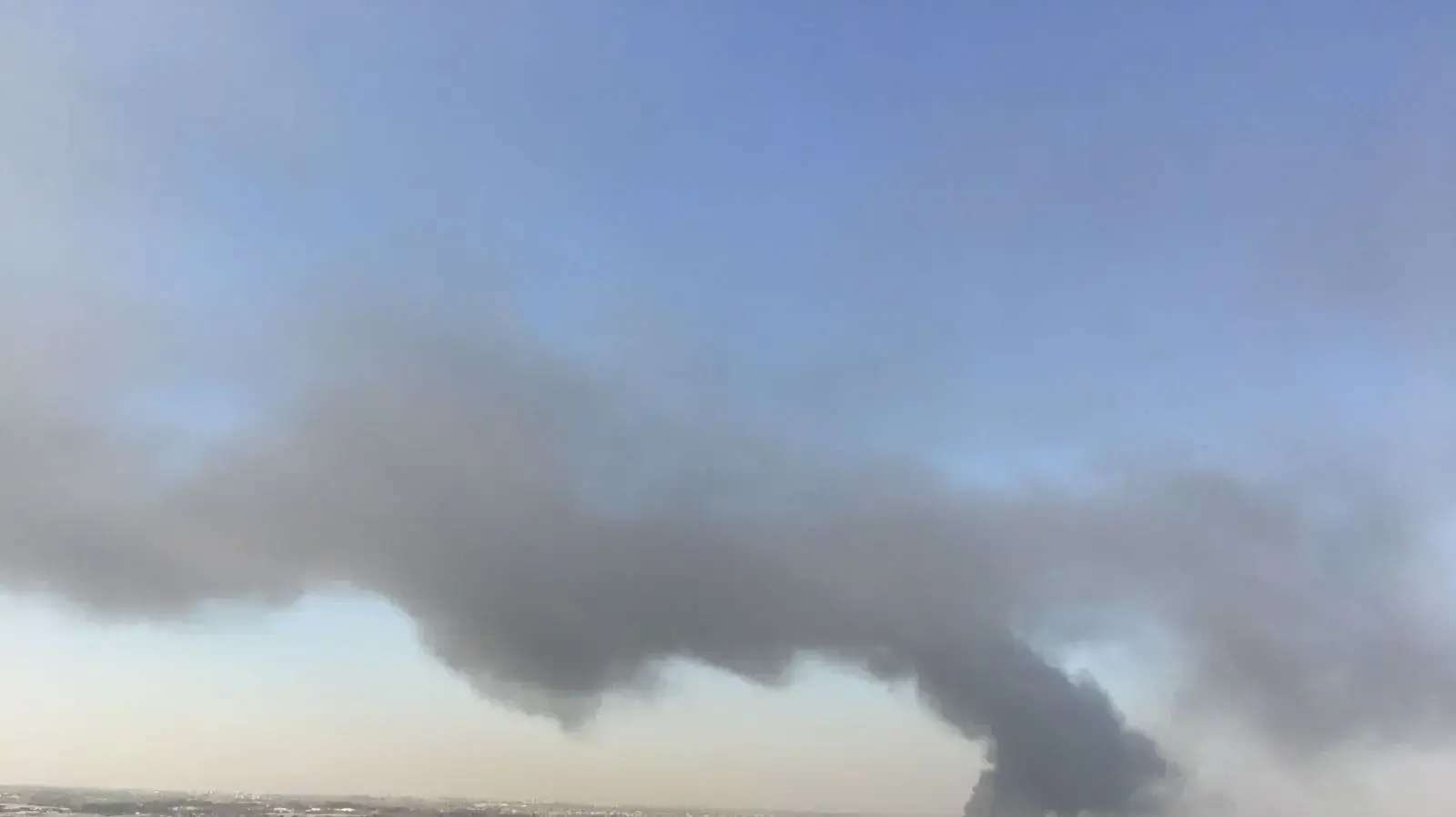 שריפת פסולת במשרפות פיראטיות מעבר לקו הירוק 23.11 שריפת פסולת במשרפות פיראטיות מעבר לקו הירוק 23.11