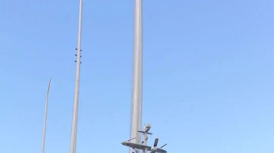 היכאטה הגדולה בעולם עגנה בחיפה היכאטה הגדולה בעולם עגנה בחיפה