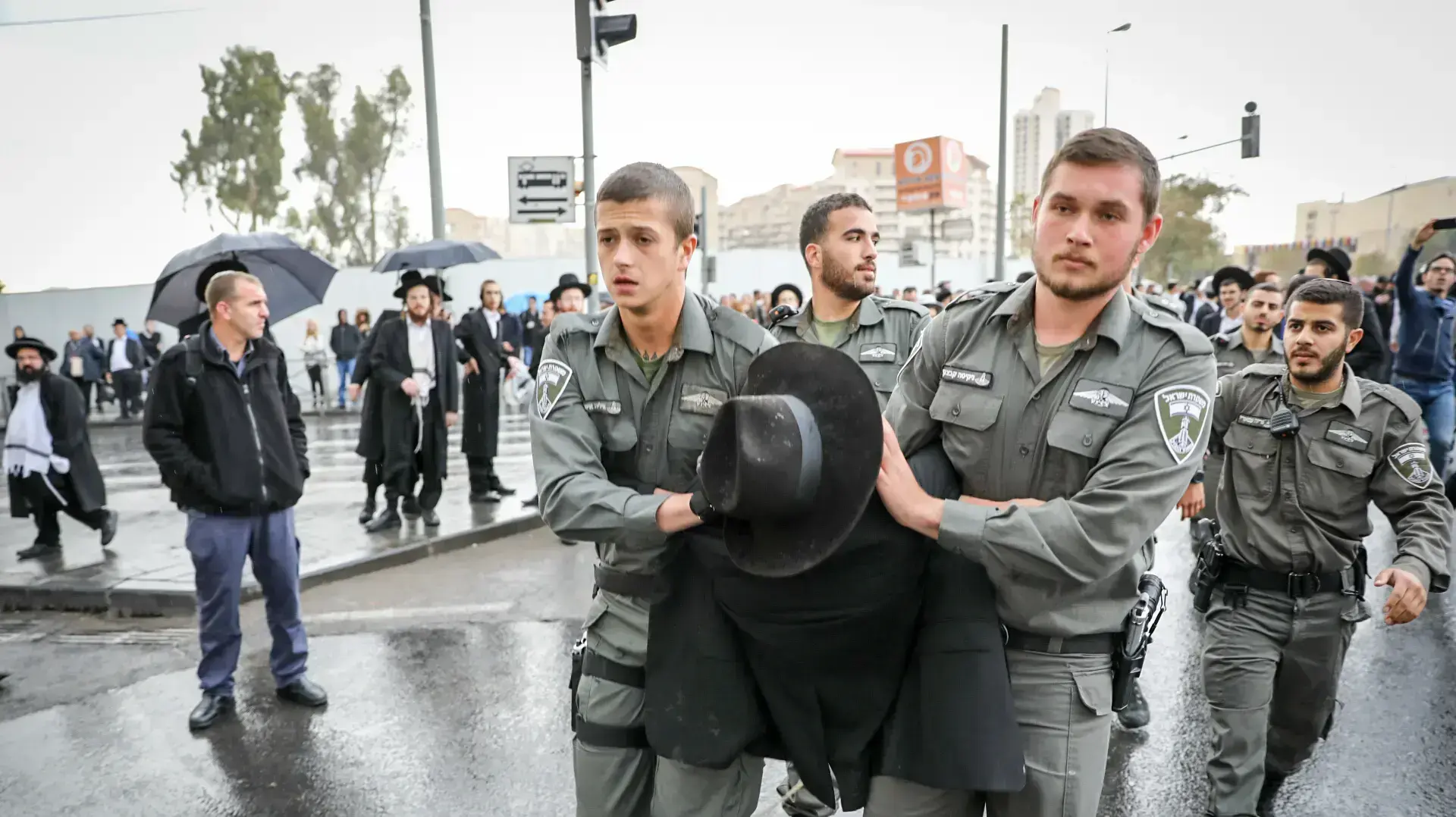 הפגנת הפלג הירושלמי, צומת שרי ישראל- יפו, ירושלים 26 בנובמבר 2017 הפגנת הפלג הירושלמי, צומת שרי ישראל- יפו, ירושלים 26 בנובמבר 2017