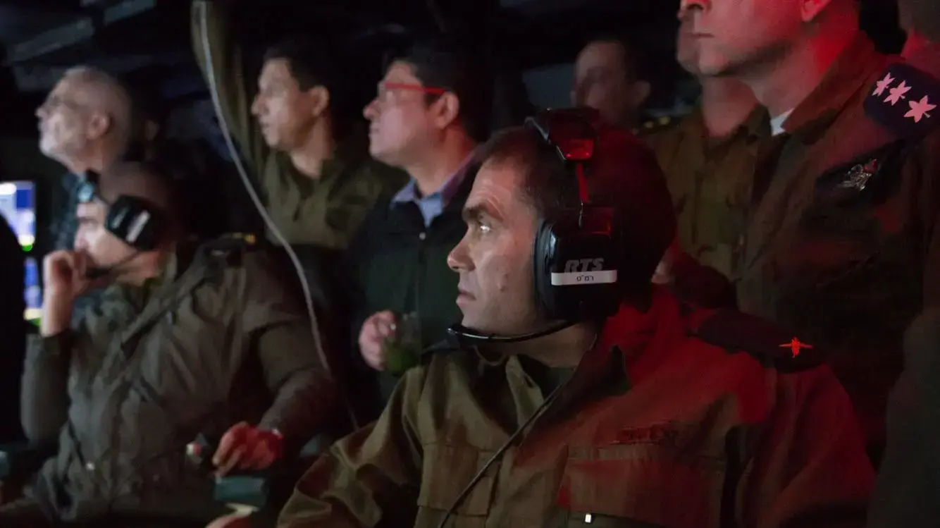ראש מטה חיל הים, תת אלוף דרור פרידמן, תדרוך על כיפת ברזל ימית, חיל הים, 26 בנובמבר 2017 ראש מטה חיל הים, תת אלוף דרור פרידמן, תדרוך על כיפת ברזל ימית, חיל הים, 26 בנובמבר 2017