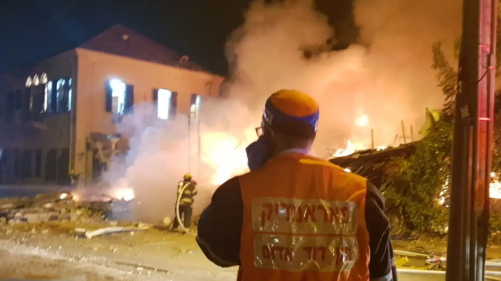 מבנה קרס ביפת 70 בתל אביב 27 בנובמבר 2017 מבנה קרס ביפת 70 בתל אביב 27 בנובמבר 2017