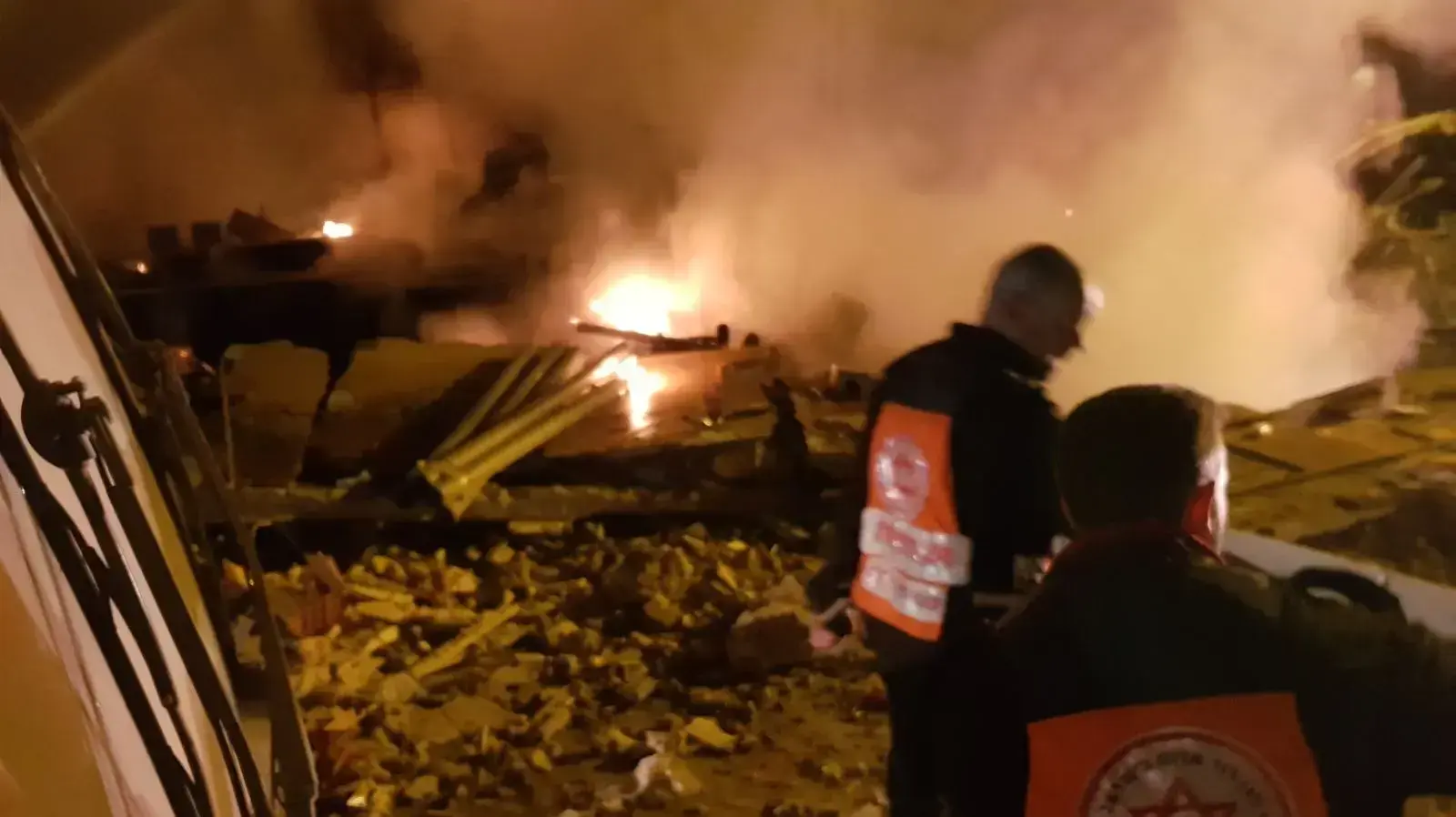 מבנה קרס ביפת 70 בתל אביב 27 בנובמבר 2017 מבנה קרס ביפת 70 בתל אביב 27 בנובמבר 2017