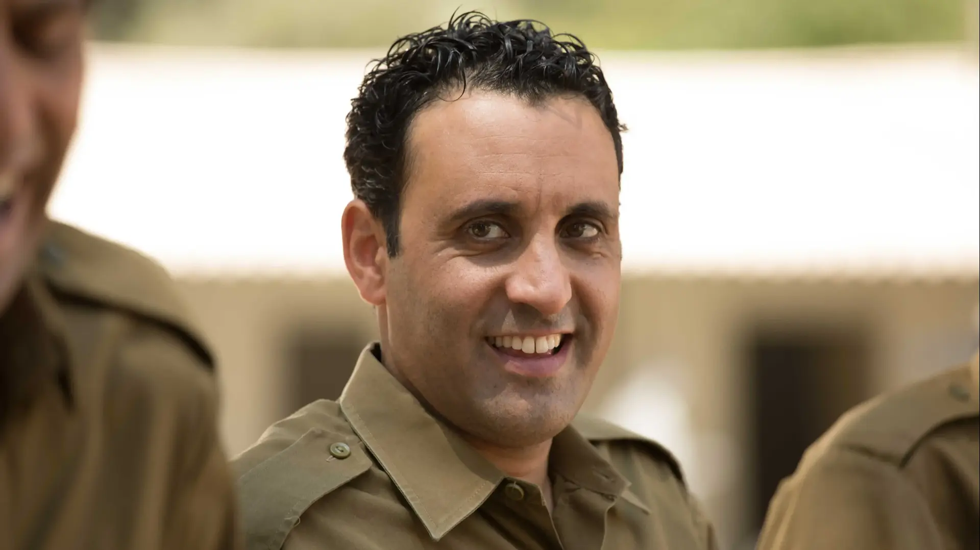 יניב ביטון, מתוך הסדרה "היהודים באים" יניב ביטון, מתוך הסדרה "היהודים באים"