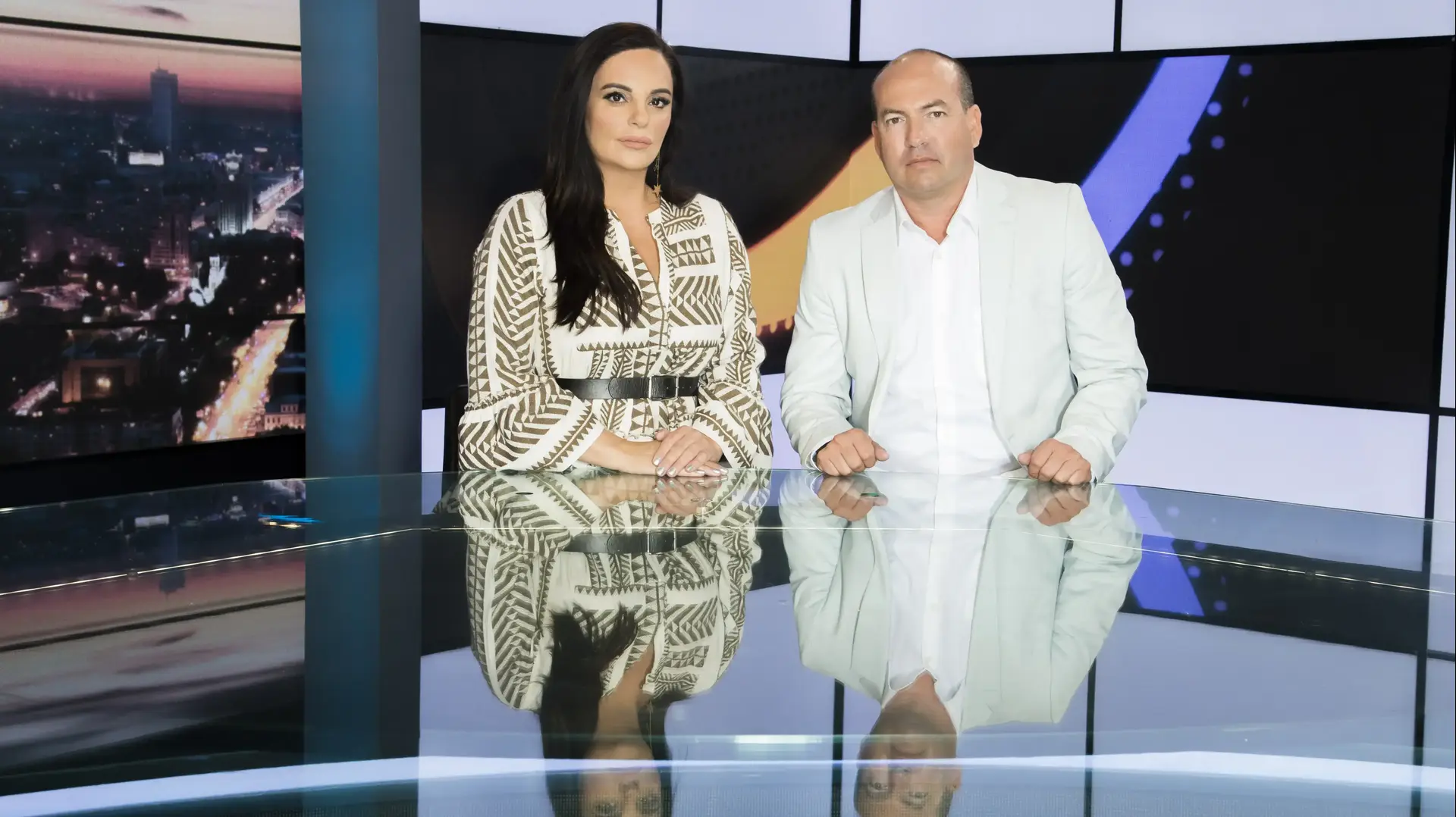 אופירה וברקוביץ אופירה אסייג ואייל ברקוביץ אופירה וברקוביץ אופירה אסייג ואייל ברקוביץ