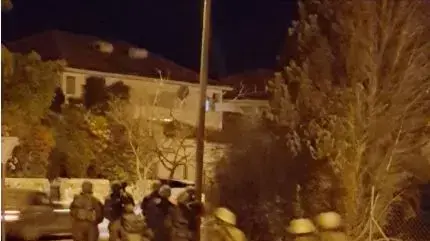 כוחות סורקים בערד אחרי פיגוע הדקירה שבו נהרג חייל, דצמבר 2017 כוחות סורקים בערד אחרי פיגוע הדקירה שבו נהרג חייל, דצמבר 2017
