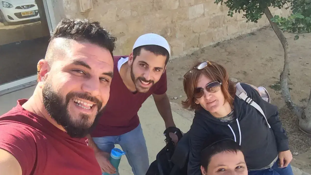 הנער מתן דדון שזכה לראשונה לטייל עם הכתה שלו הנער מתן דדון שזכה לראשונה לטייל עם הכתה שלו