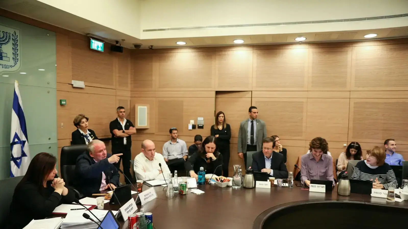 דיון על חוק ההמלצות בועדת הפנים של הכנסת 3 בדצמבר 2017 דיון על חוק ההמלצות בועדת הפנים של הכנסת 3 בדצמבר 2017