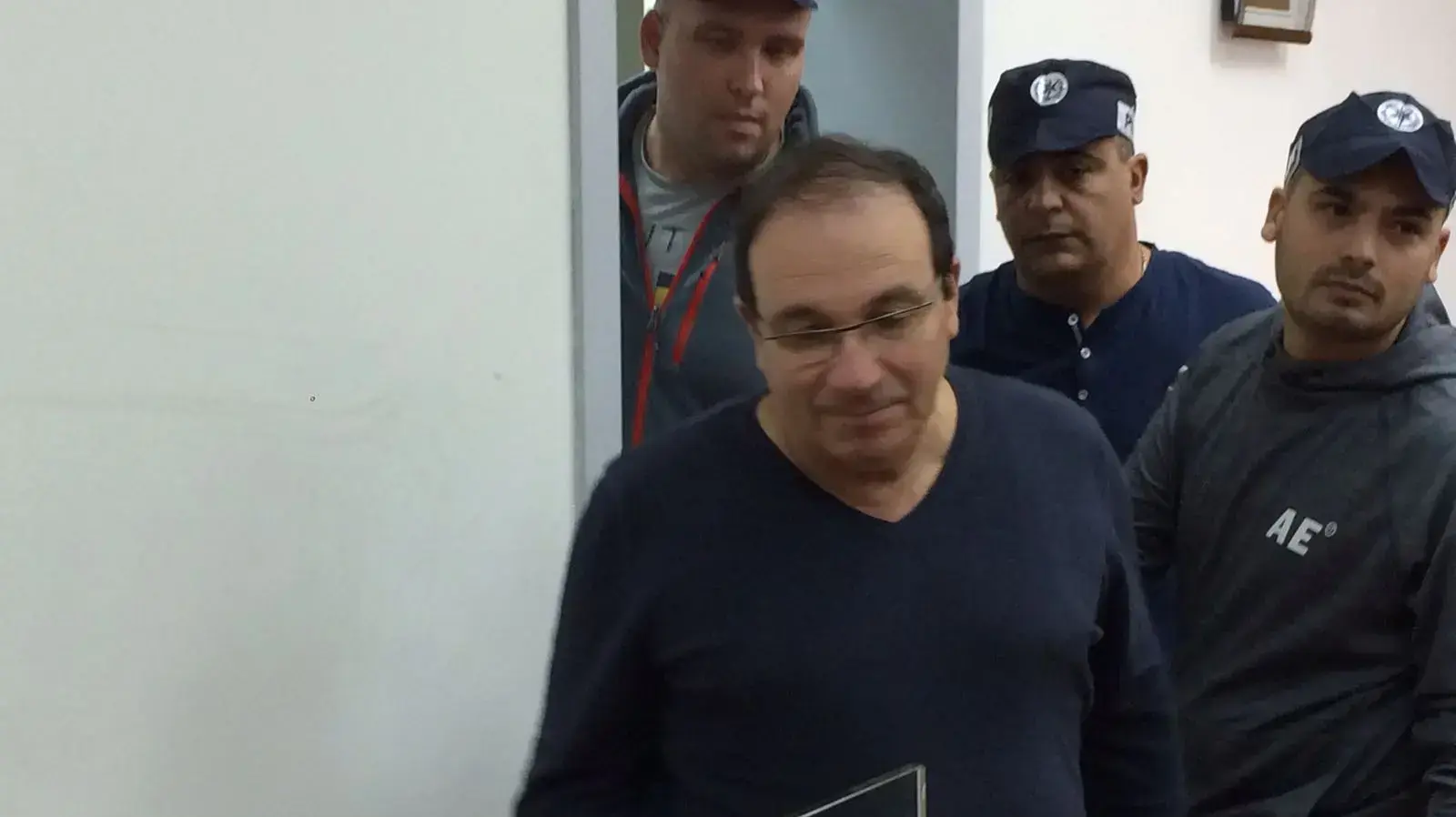 ראש עיריית ראשון לציון, דב צור בבית משפט השלום בעיר, 3 בדצמבר 2017 ראש עיריית ראשון לציון, דב צור בבית משפט השלום בעיר, 3 בדצמבר 2017