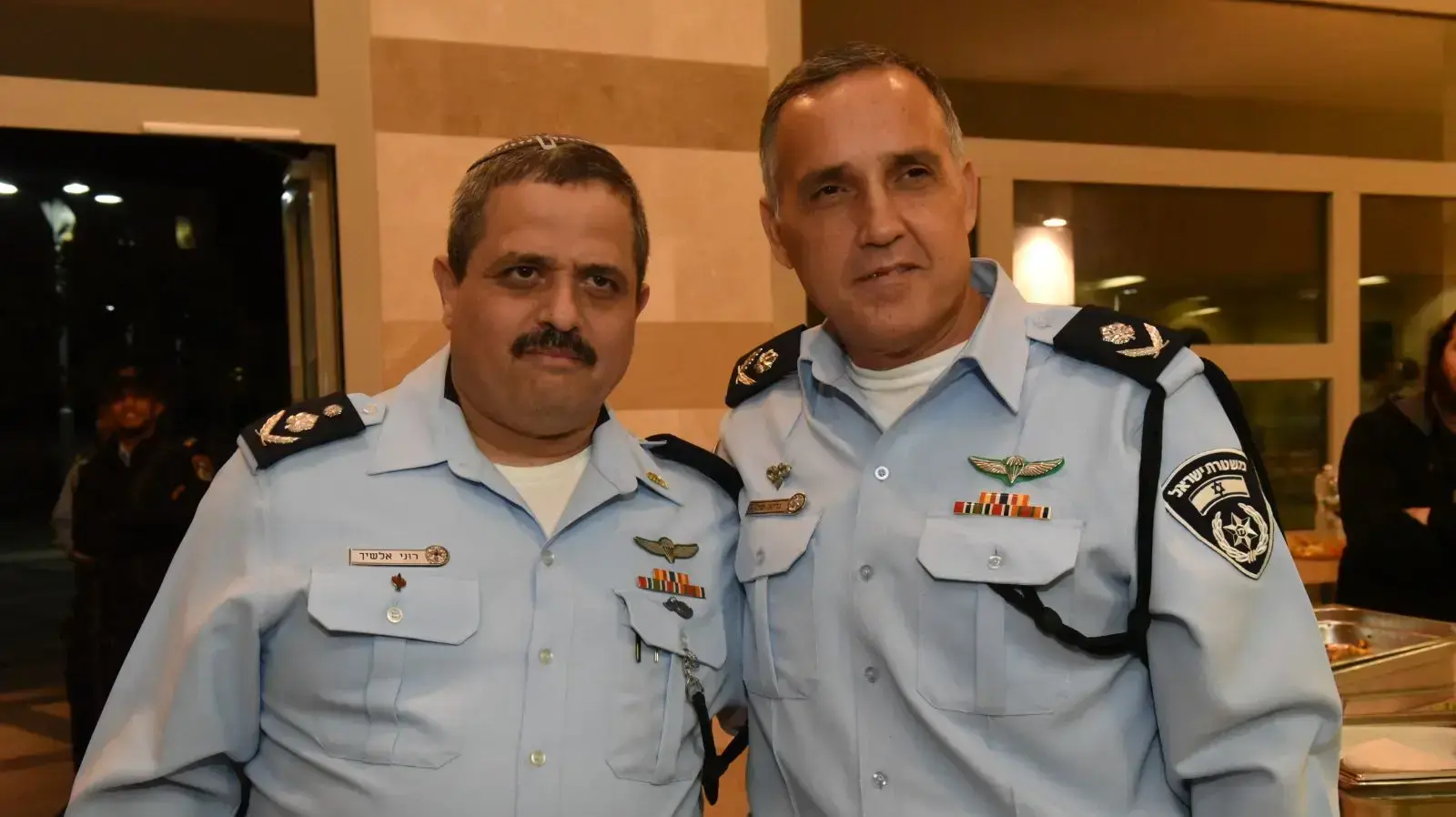 המפכל רוני אלשיך בטקס פרידה ממני יצחקי, המכללה הלאומית לשוטרים, בית שמש 6 בדצמבר 2017 המפכל רוני אלשיך בטקס פרידה ממני יצחקי, המכללה הלאומית לשוטרים, בית שמש 6 בדצמבר 2017