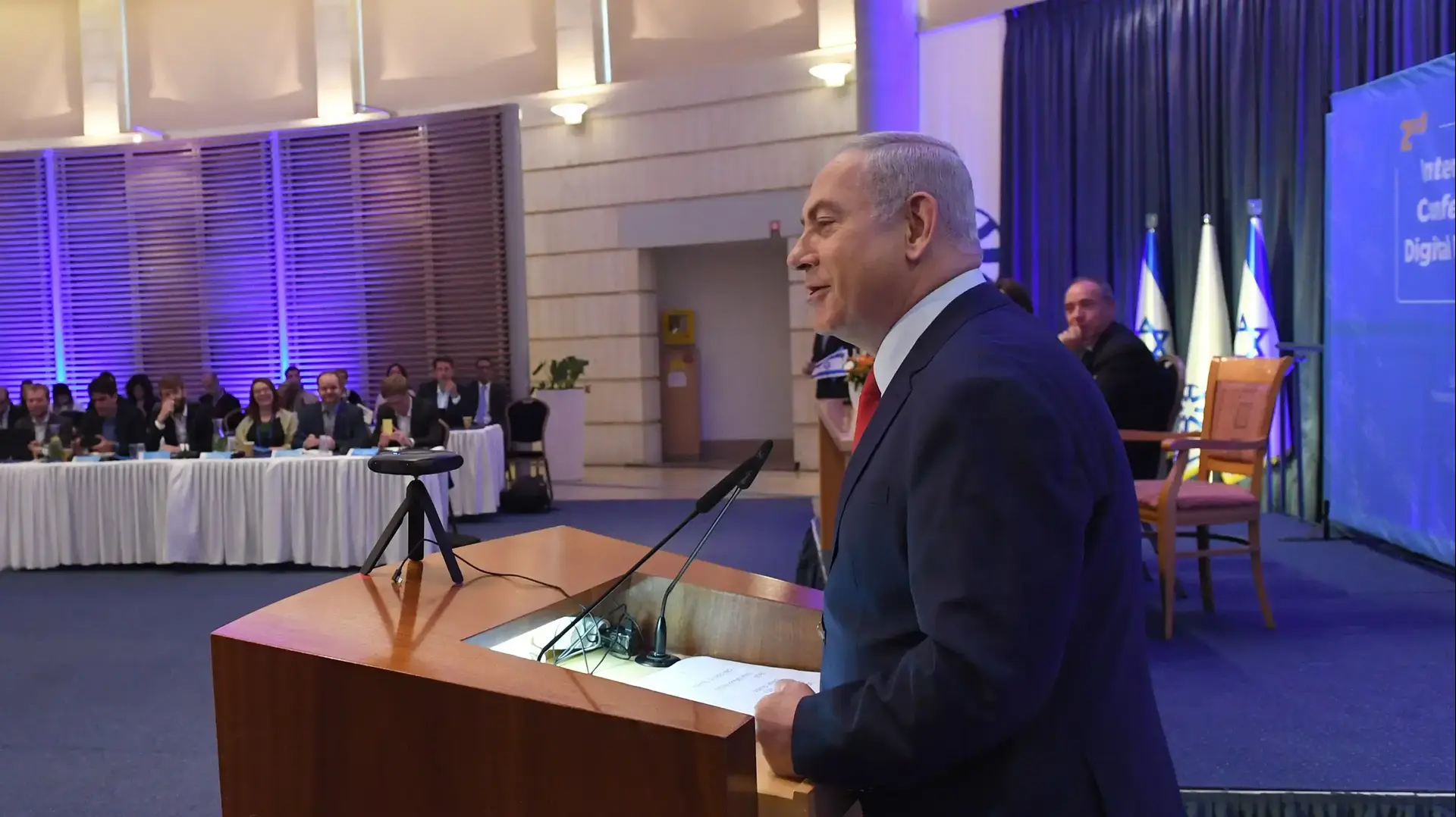 ראש הממשלה בנימין נתניהו בכנס הבינלאומי השני לדיפלומטיה דיגיטלית במשרד החוץ, ירושלים, 7 בדצמבר 2017 ראש הממשלה בנימין נתניהו בכנס הבינלאומי השני לדיפלומטיה דיגיטלית במשרד החוץ, ירושלים, 7 בדצמבר 2017