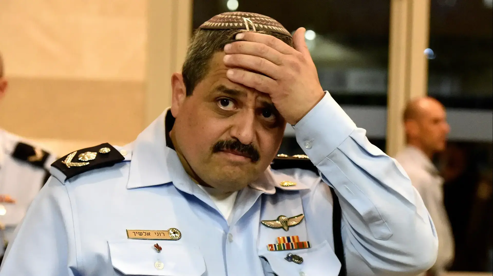 מפכ"ל המשטרה רוני אלשיך 433 במהלך טקס הפרידה שנערך עבור מני יצחקי בבית שמש 6 בדצמבר 2017 מפכ"ל המשטרה רוני אלשיך 433 במהלך טקס הפרידה שנערך עבור מני יצחקי בבית שמש 6 בדצמבר 2017