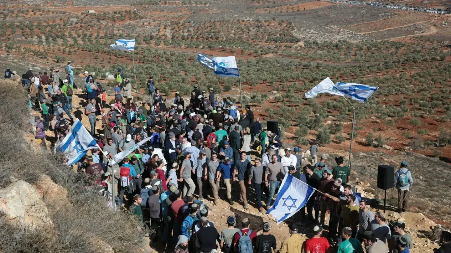 טיול בר המצווה המחודש של אביצור ליברמן ליד הכפר קוסרה טיול בר המצווה המחודש של אביצור ליברמן ליד הכפר קוסרה