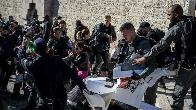 עימותים פלסטינים בעזה 9 בדצמבר 2017 עימותים פלסטינים בעזה 9 בדצמבר 2017