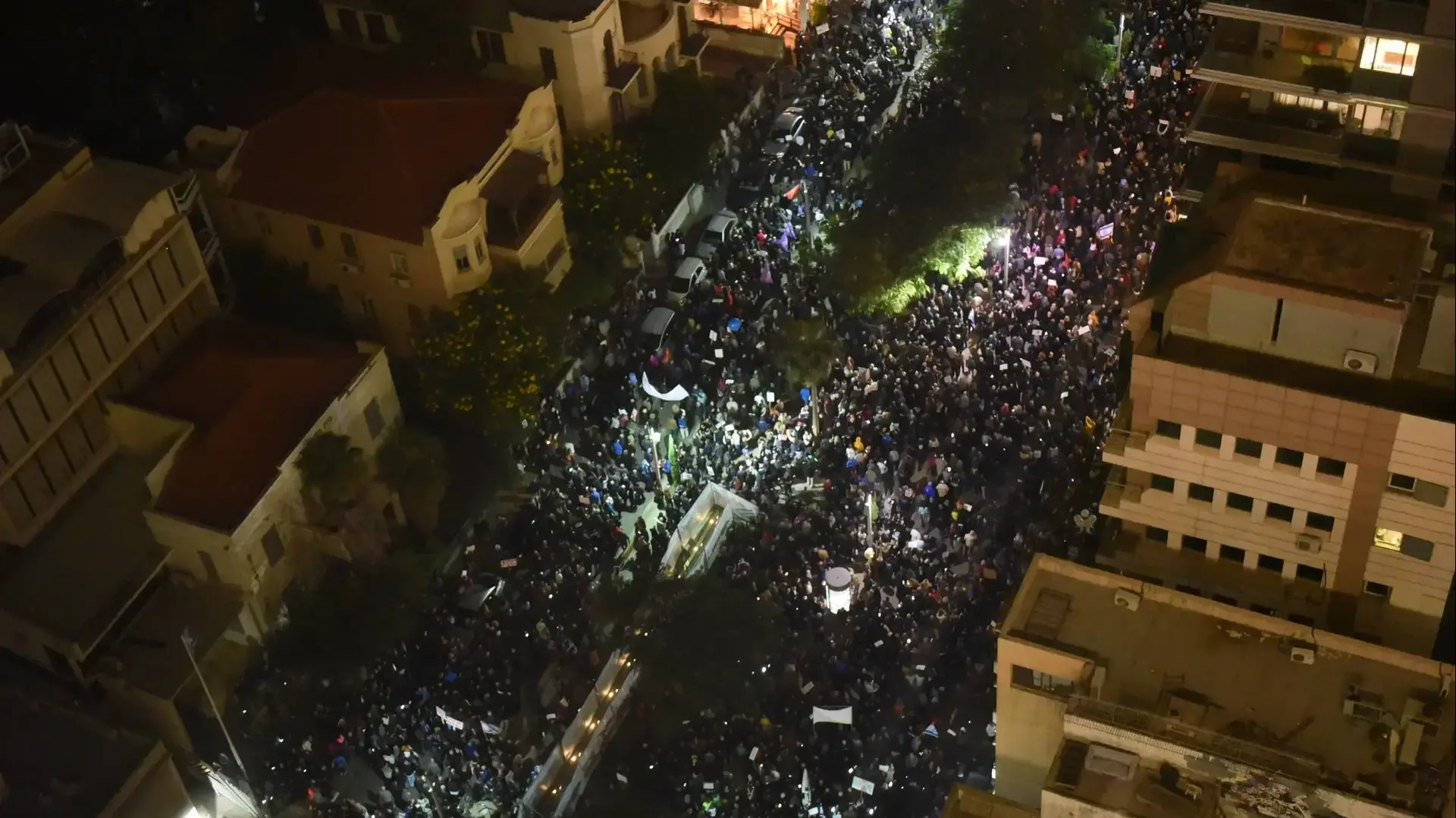 עצרת בכיכר הבימה, נגד השחיתות של הממשלה 9 בדצמבר 2017 עצרת בכיכר הבימה, נגד השחיתות של הממשלה 9 בדצמבר 2017