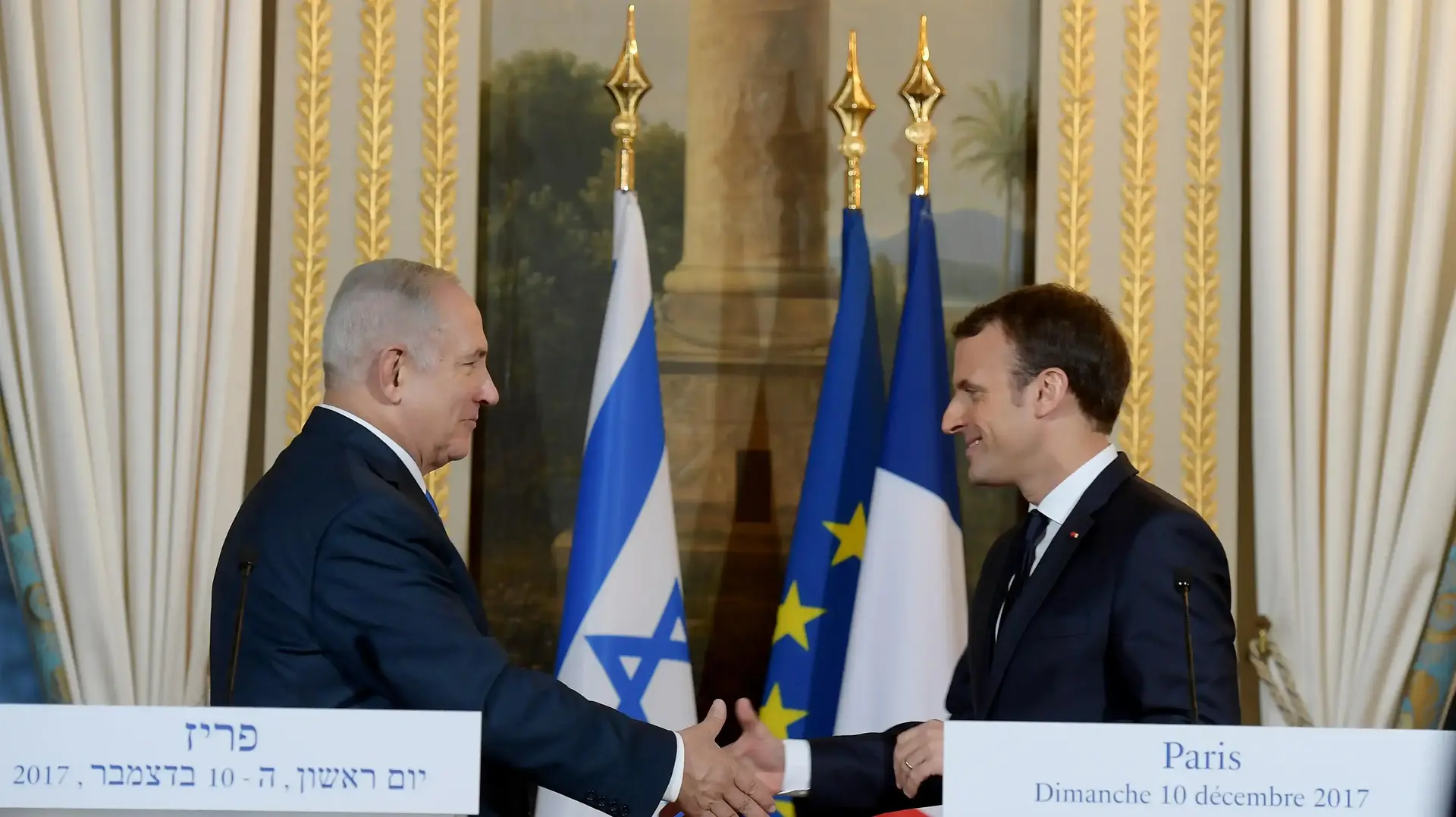 ראש הממשלה בנימין נתניהו ונשיא צרפת עמנואל מקרון עונים לשאלות במסיבת עיתונאים משותפת בארמון האליזה, פריז, 10 בדצמבר 2017 ראש הממשלה בנימין נתניהו ונשיא צרפת עמנואל מקרון עונים לשאלות במסיבת עיתונאים משותפת בארמון האליזה, פריז, 10 בדצמבר 2017