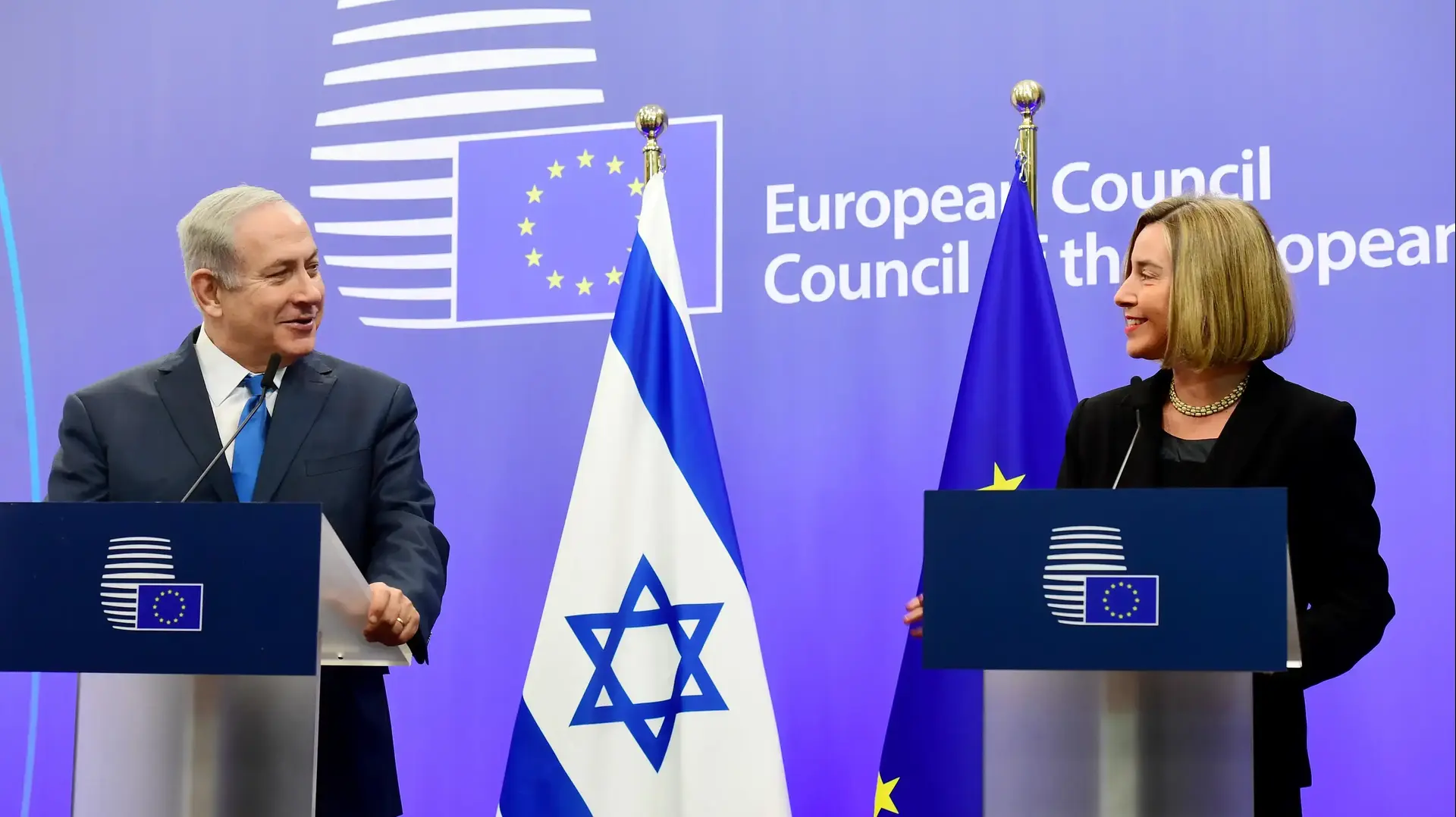 ראש הממשלה בנימין נתניהו נפגש עם שרתה חוץ של האיחוד האירופי פדריקה מוגריני, בריסל, בלגיה ראש הממשלה בנימין נתניהו נפגש עם שרתה חוץ של האיחוד האירופי פדריקה מוגריני, בריסל, בלגיה