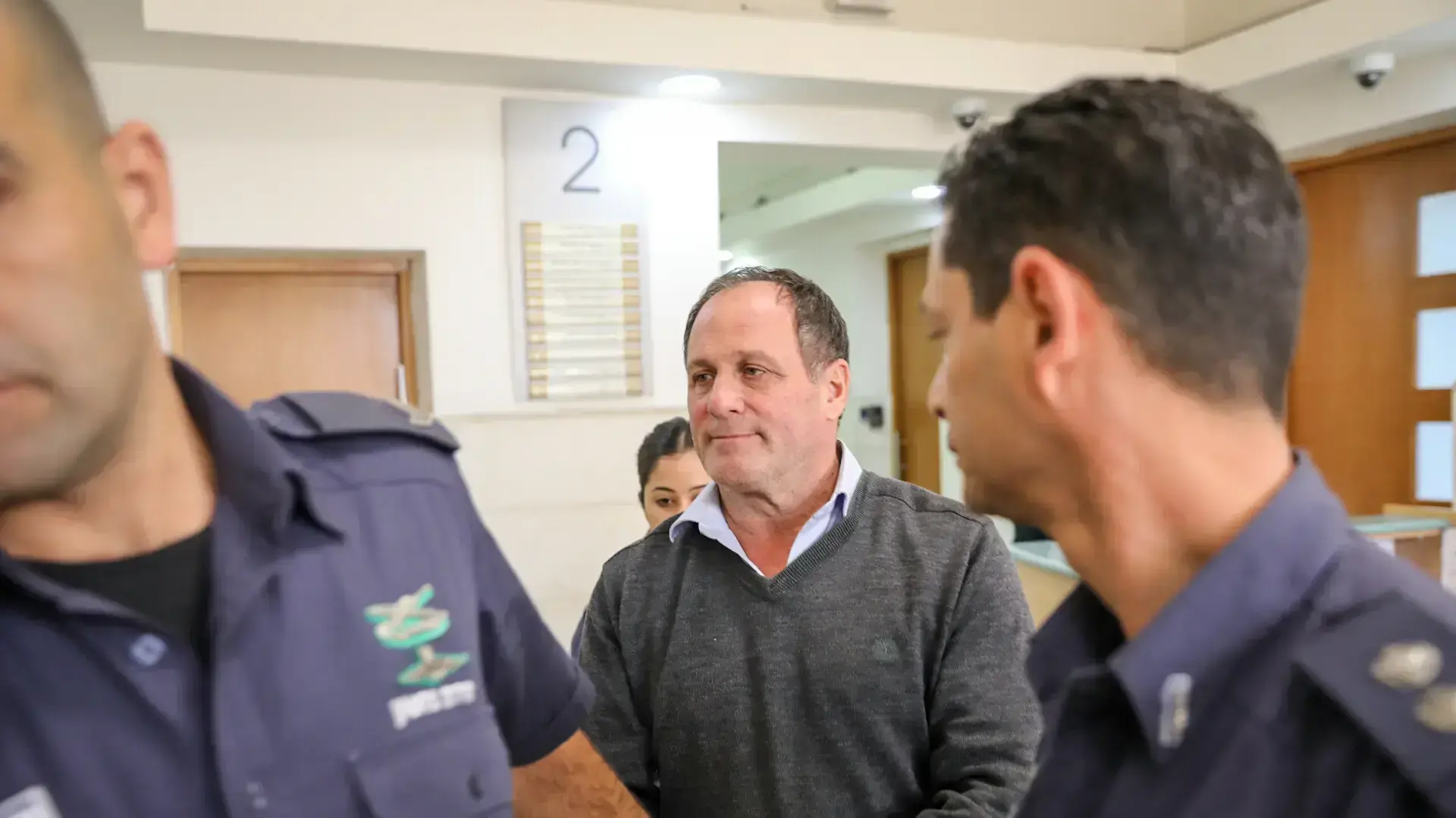 הארכת מעצר לתומס גרוס, חשוד ברצח אימו אינה גרוס, מחוזי ירושלים, 11 בדצמבר 2017 הארכת מעצר לתומס גרוס, חשוד ברצח אימו אינה גרוס, מחוזי ירושלים, 11 בדצמבר 2017