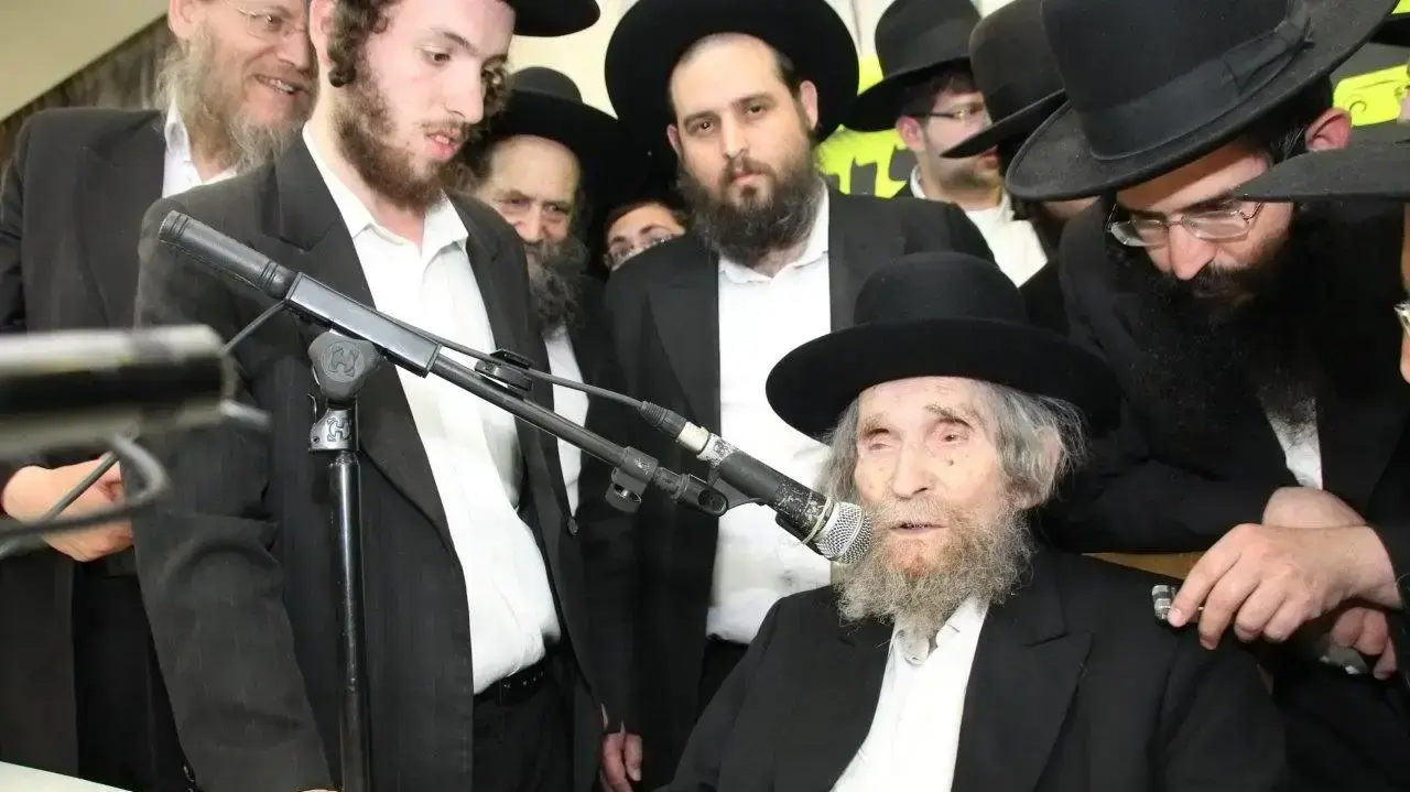 מרן הגראי"ל שטיינמן זצ"ל - ארכיון צילום