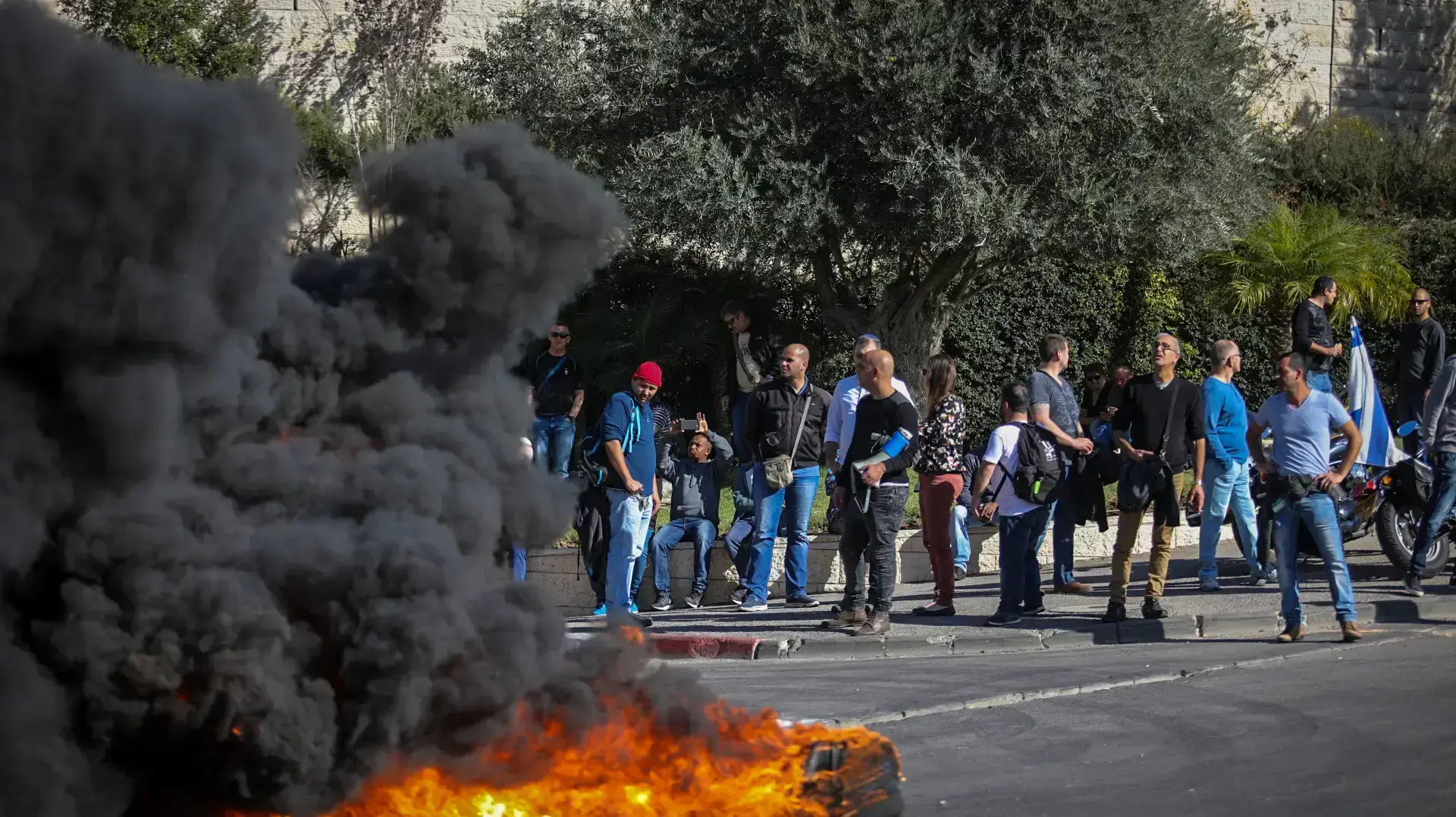 הפגנת עובדי טבע, מול מפעל טבע, ירושלים, 17 בדצמבר 2017 הפגנת עובדי טבע, מול מפעל טבע, ירושלים, 17 בדצמבר 2017