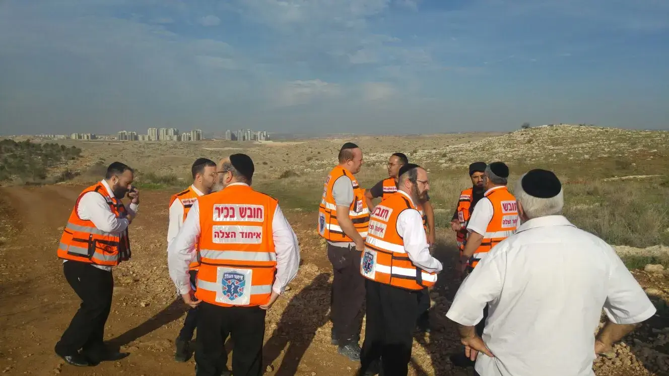 זירת אירוע הפיצוץ באלעד 17 בדצמבר 2017 זירת אירוע הפיצוץ באלעד 17 בדצמבר 2017