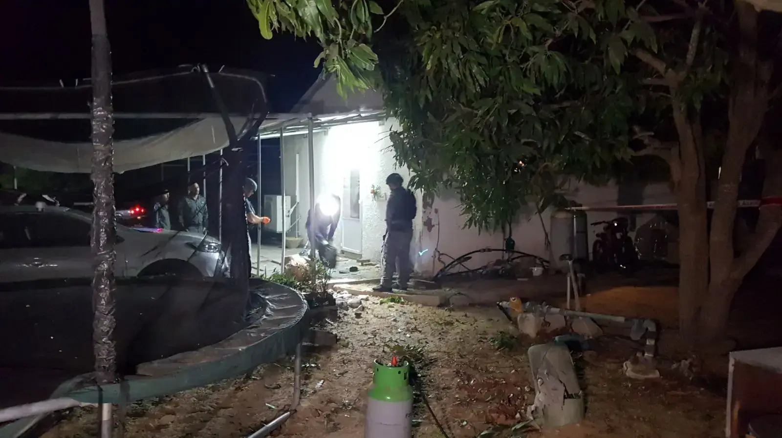 חיפוש הרקטה באחד מיושבי העוטף 17 בדצמבר 2017 חיפוש הרקטה באחד מיושבי העוטף 17 בדצמבר 2017