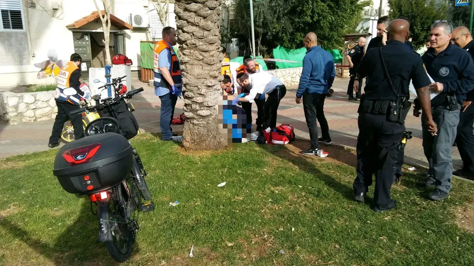 בעל דקר את אשתו בפתח תקווה ופצע אותה באורח קשה 21.12 בעל דקר את אשתו בפתח תקווה ופצע אותה באורח קשה 21.12