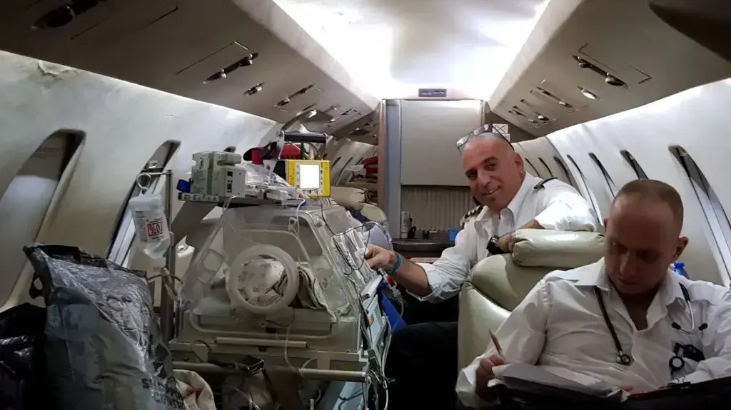 תינוק סורי הועבר לישראל מקפריסין לביצוע ניתוח מציל חיים