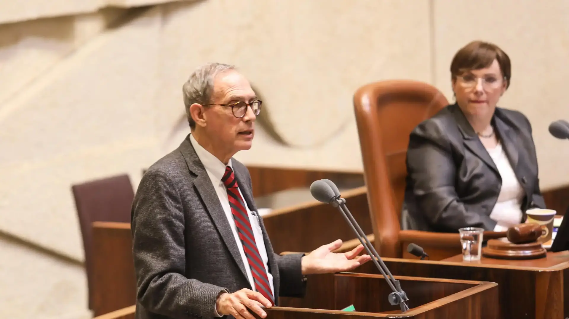 נחמן שי במליאת הכנסת 25 בדצמבר 2017 נחמן שי במליאת הכנסת 25 בדצמבר 2017