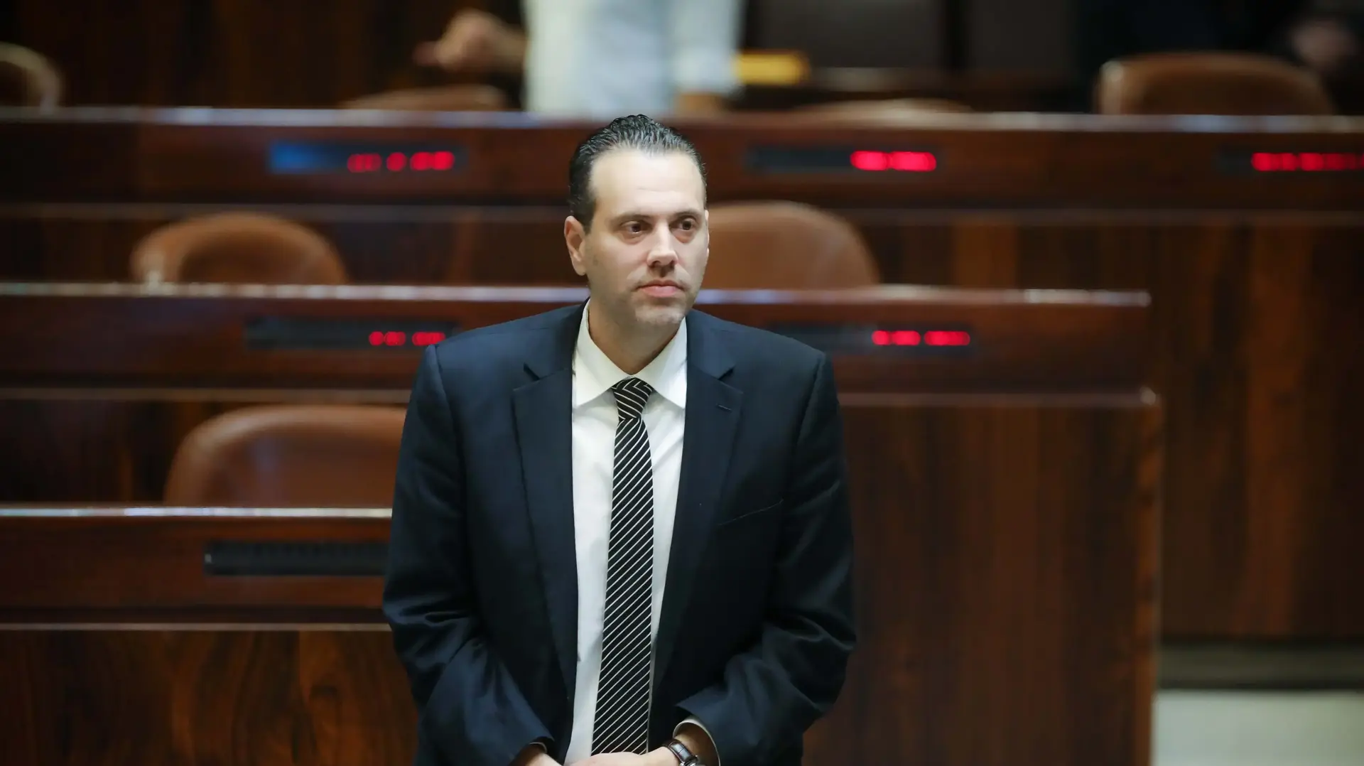 ח"כ מיקי זוהר בדיון במליאת הכנסת לקראת ההצבעה על חוק ההמלצות, 25 בדצמבר 2017 ח"כ מיקי זוהר בדיון במליאת הכנסת לקראת ההצבעה על חוק ההמלצות, 25 בדצמבר 2017