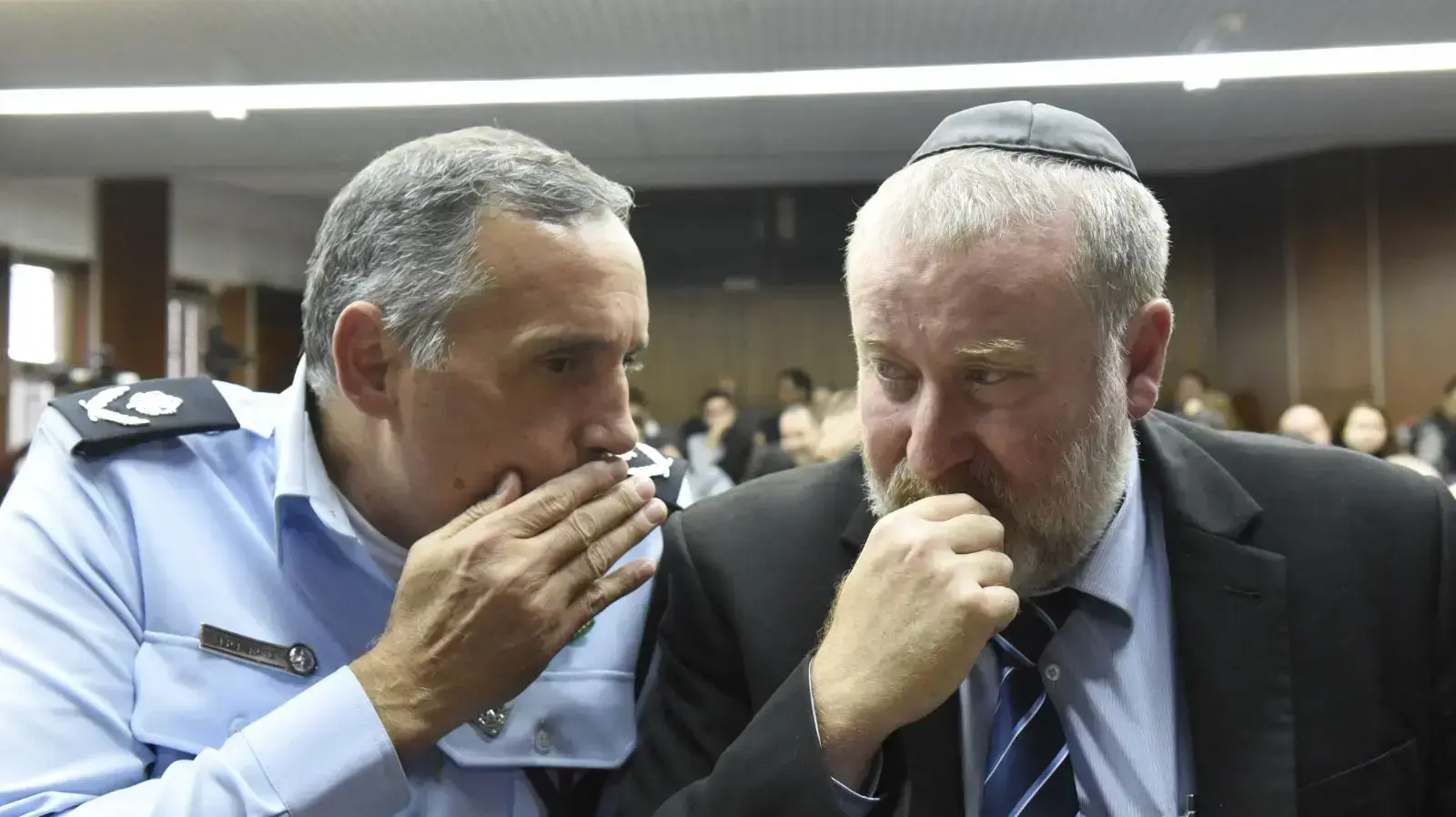 אביחי מנדלבלינט וגדי סיסו, כנס לציון 15 שנה להקמת הרשות לאיסור הלבנת הון ומימון טרור, אוניברסיטת ת"א, 26 בדצמבר 2017 אביחי מנדלבלינט וגדי סיסו, כנס לציון 15 שנה להקמת הרשות לאיסור הלבנת הון ומימון טרור, אוניברסיטת ת"א, 26 בדצמבר 2017