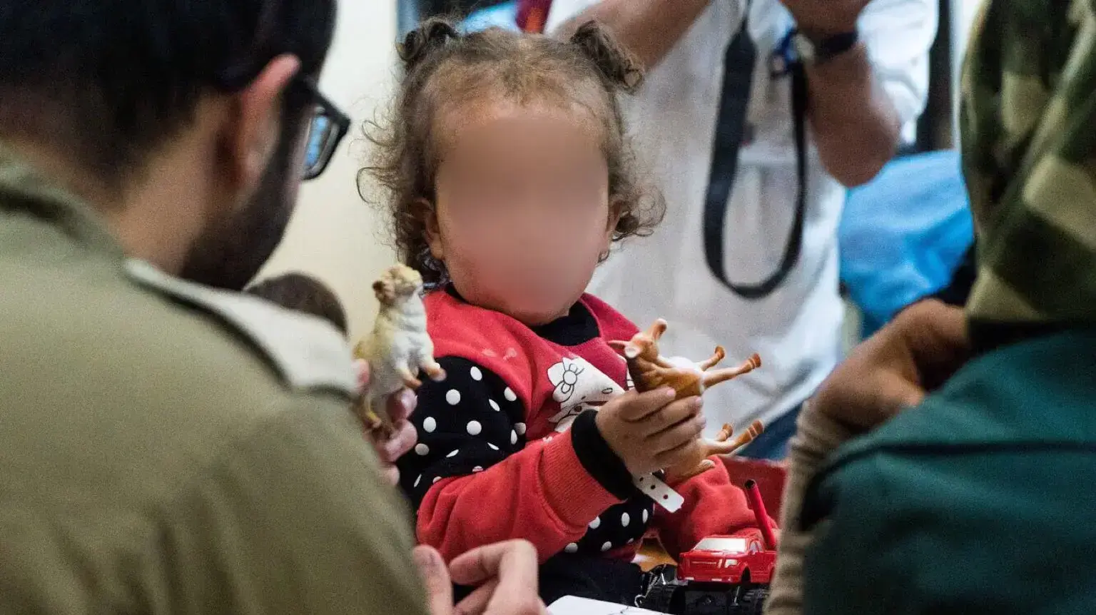 המבצעים החשאיים של צה"ל למען תושבי סוריה המבצעים החשאיים של צה"ל למען תושבי סוריה