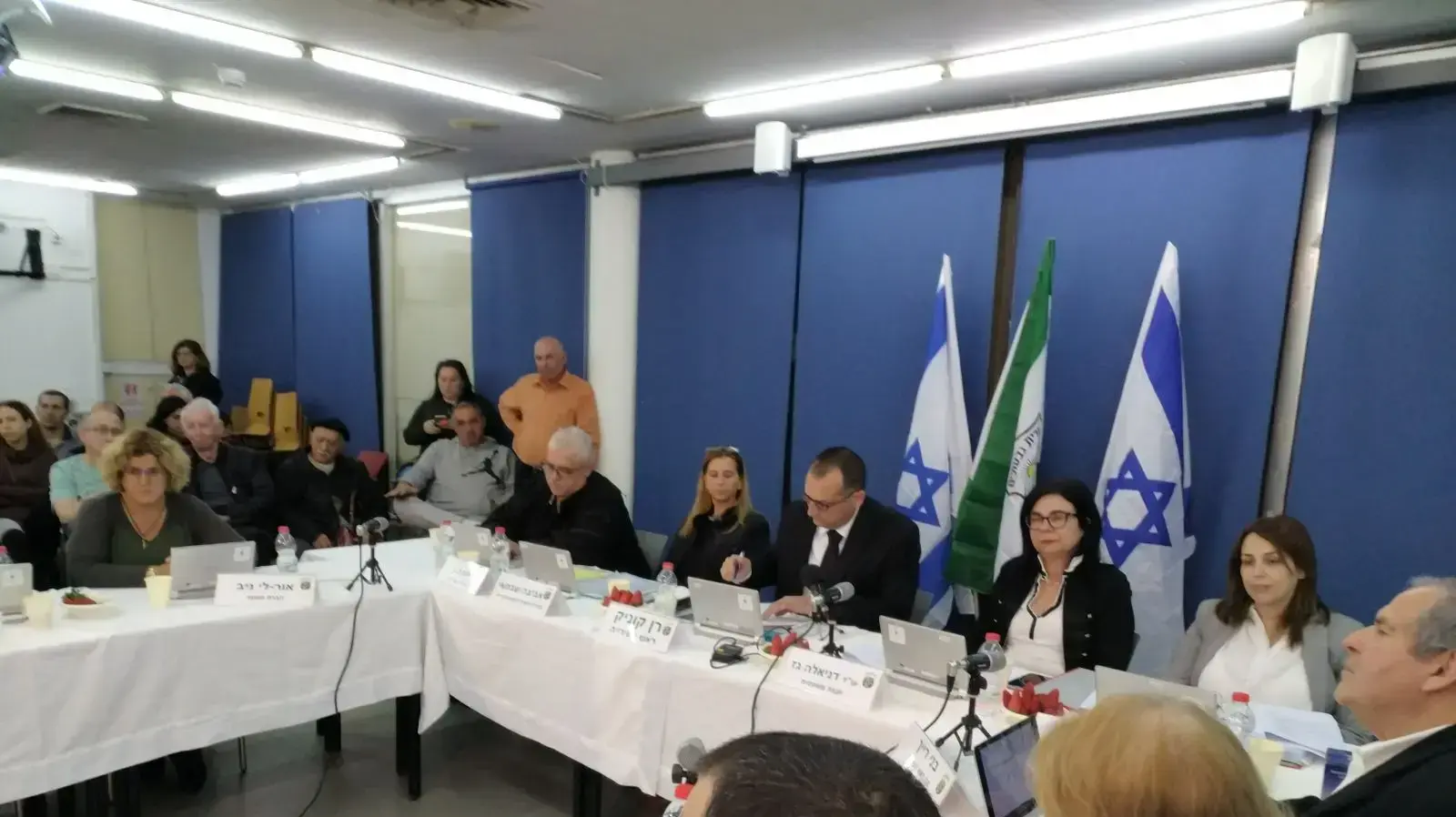 ישיבת מועצת גבעתיים, 31 בדצמבר 2017 ישיבת מועצת גבעתיים, 31 בדצמבר 2017