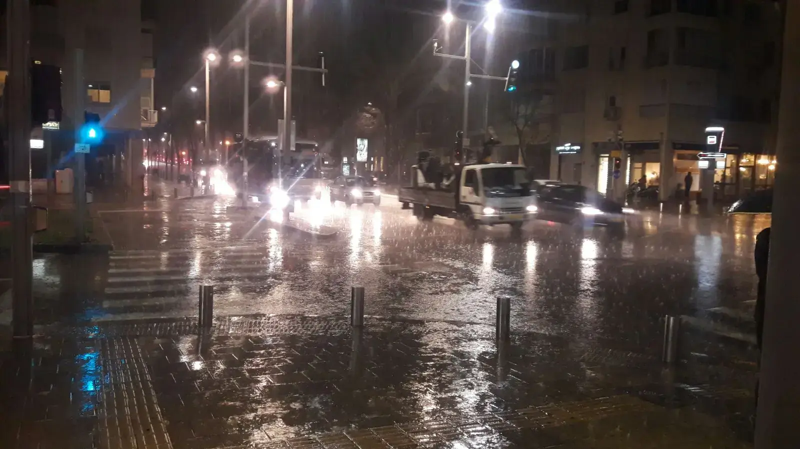 גשם בתל אביב, 4 בינואר 2018 גשם בתל אביב, 4 בינואר 2018