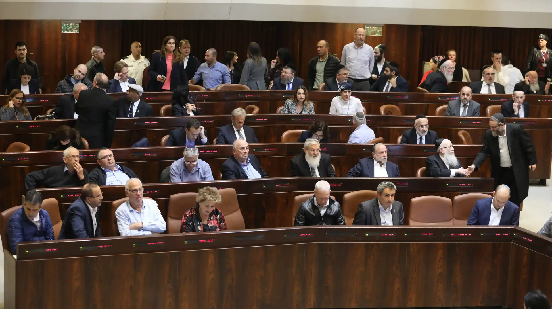 דיון על חוק המרכולים 9 בינואר 2018 