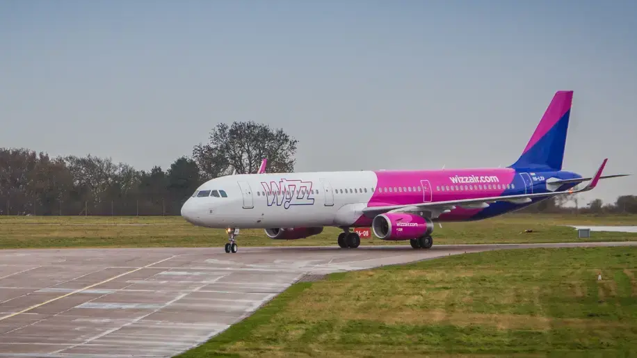 וויז אייר WIZZ AIR וויז אייר WIZZ AIR