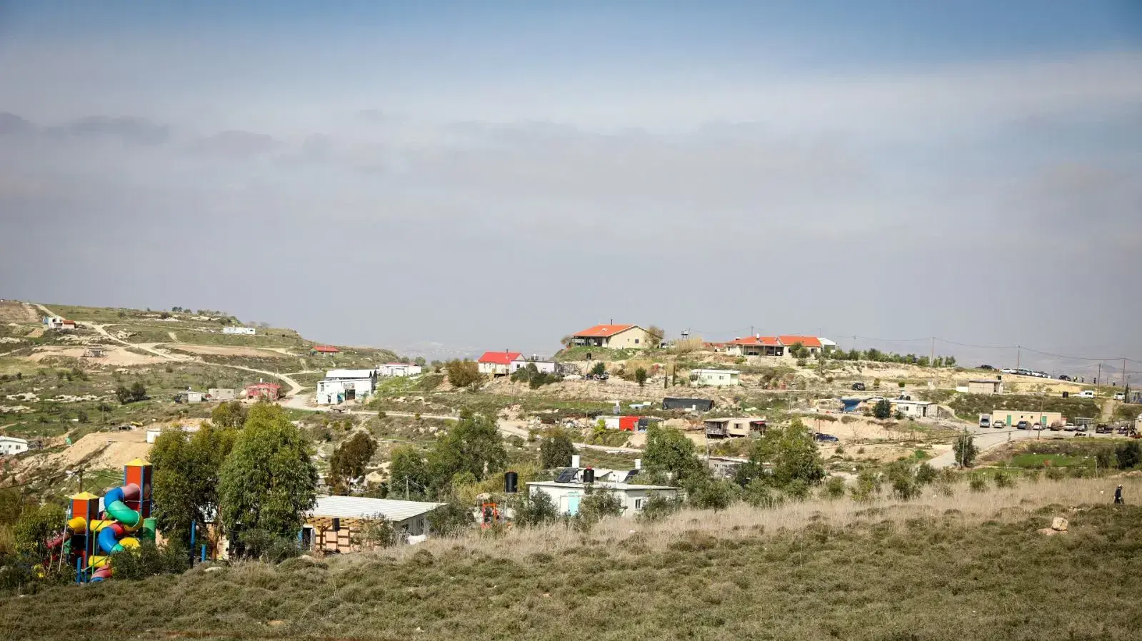 בית העלמין שנבנה לקראת הלווית רזיאל שבח אשר נרצח בפיגוע הירי בחוות גלעד 10 בינואר 2018 בית העלמין שנבנה לקראת הלווית רזיאל שבח אשר נרצח בפיגוע הירי בחוות גלעד 10 בינואר 2018