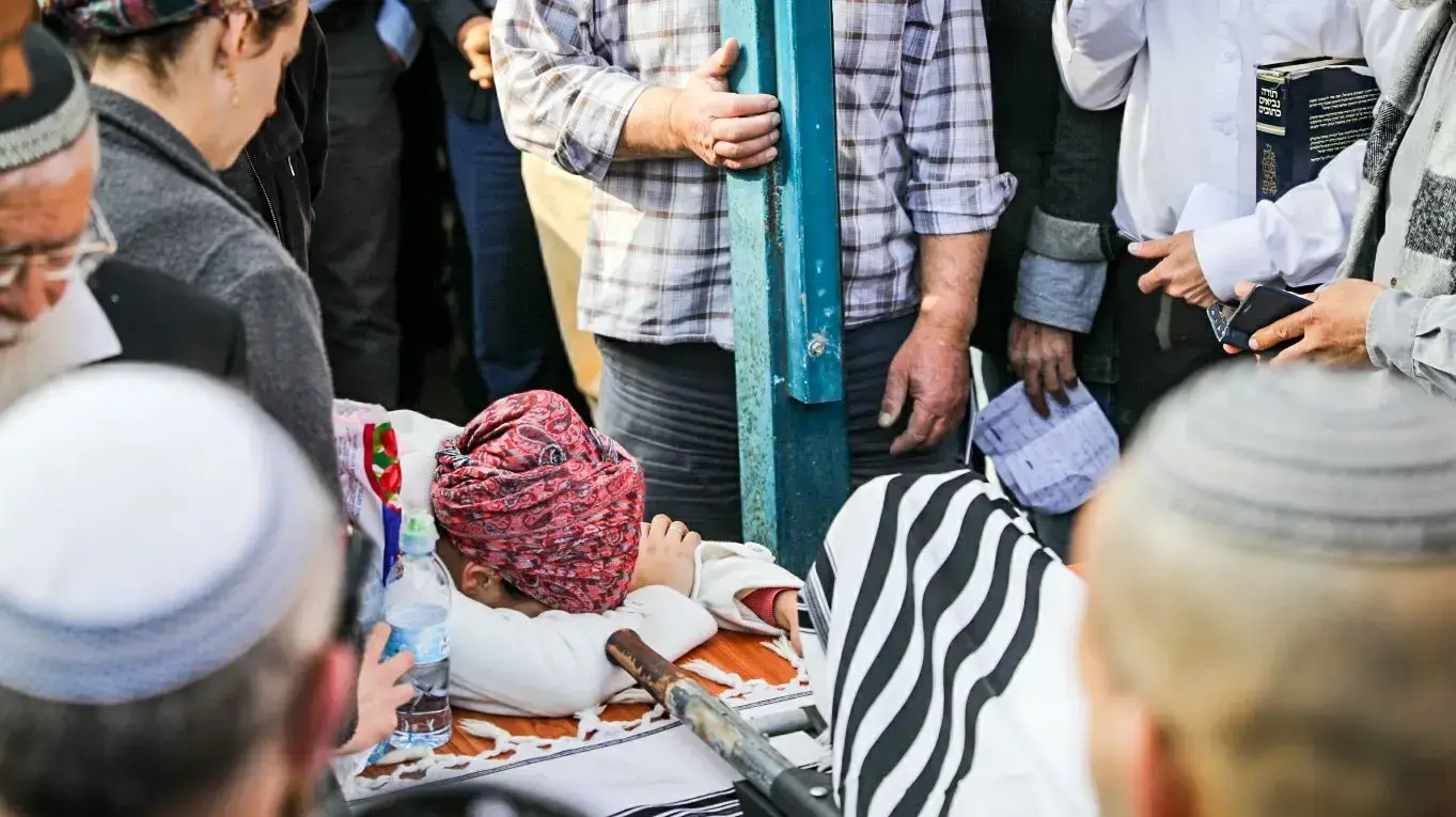 הלווית רזיאל שבח אשר נרצח בפיגוע הירי בחוות גלעד 10 בינואר 2018 הלווית רזיאל שבח אשר נרצח בפיגוע הירי בחוות גלעד 10 בינואר 2018