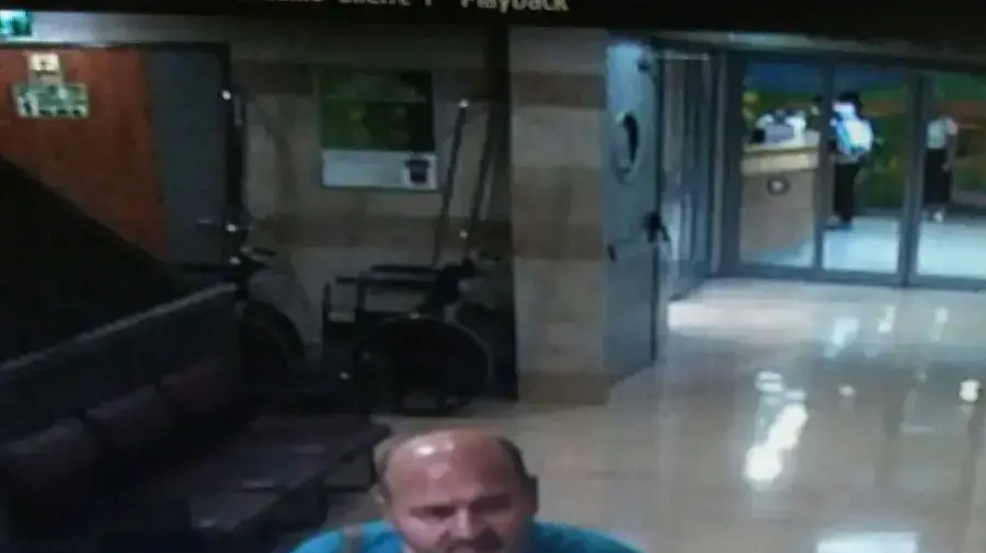 איסק דאבראשווילי, גנב מיולדת ברמב"ם- וירצה 9 חדשי מאסר, 16 בינואר 2018 איסק דאבראשווילי, גנב מיולדת ברמב"ם- וירצה 9 חדשי מאסר, 16 בינואר 2018