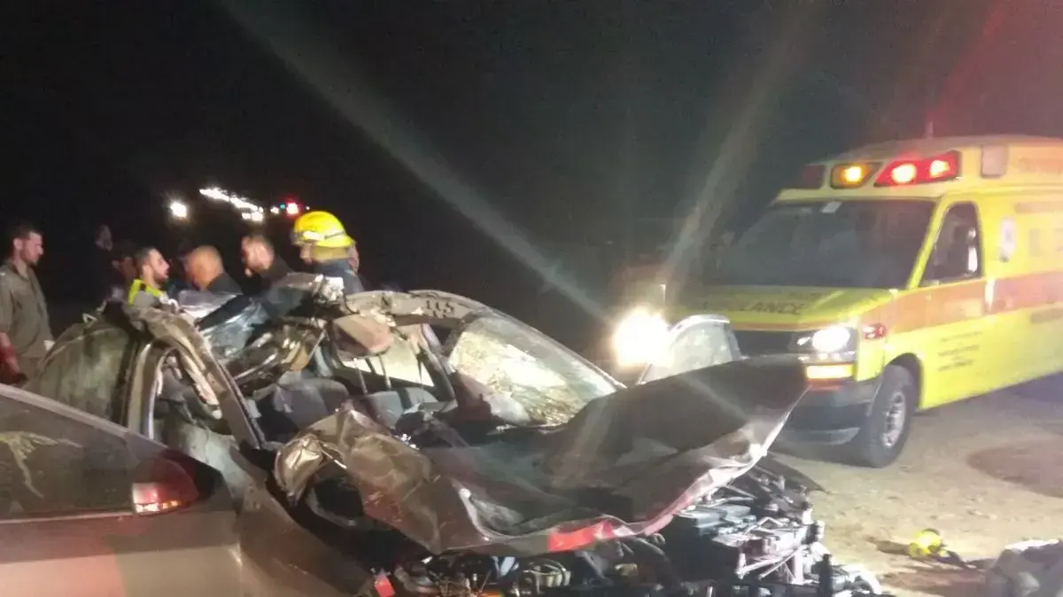 תאונת דרכים עם גמל ליד כלא נפחא, 16 בינואר 2018 תאונת דרכים עם גמל ליד כלא נפחא, 16 בינואר 2018