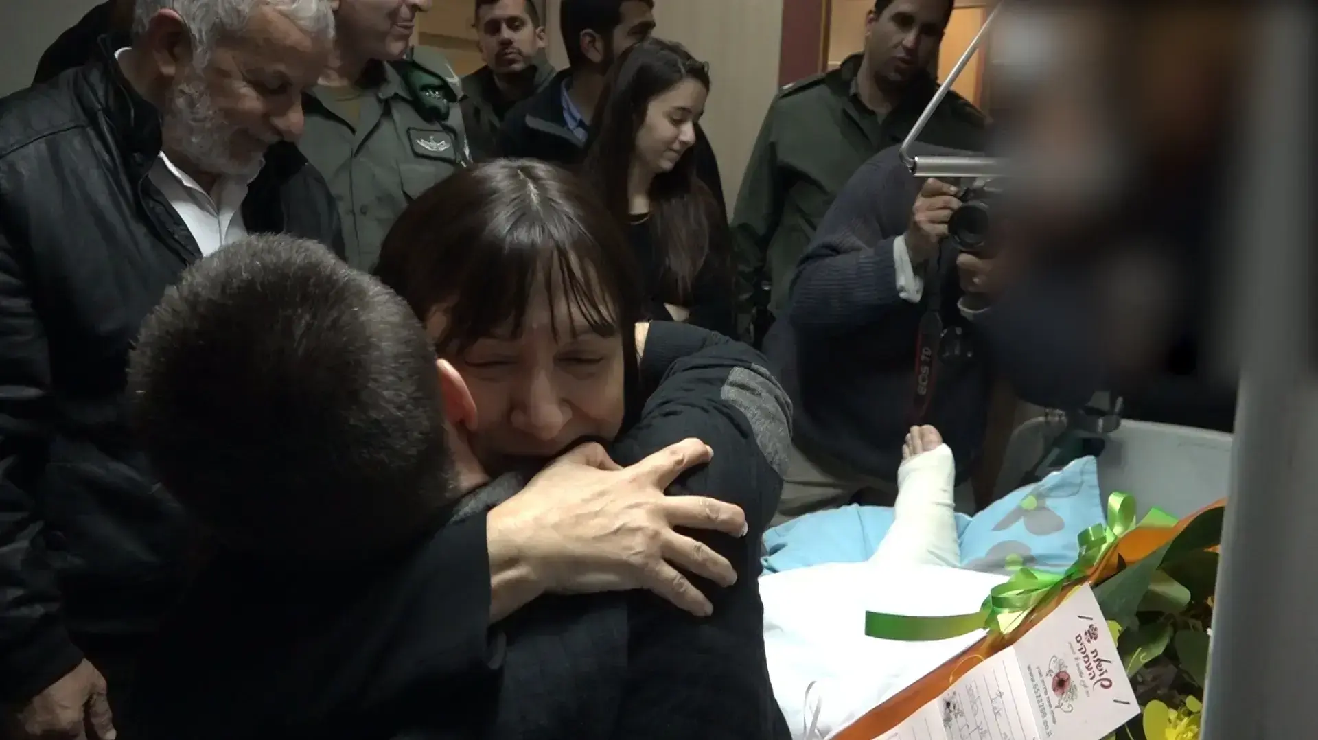 משפחתו של הרב רזיאל שבח ז"ל, שנרצח בפיגוע הירי בסמוך לחוות גלעד, הגיעה לבקר את לוחמי יחידת הימ"מ 18 בינאור משפחתו של הרב רזיאל שבח ז"ל, שנרצח בפיגוע הירי בסמוך לחוות גלעד, הגיעה לבקר את לוחמי יחידת הימ"מ 18 בינאור