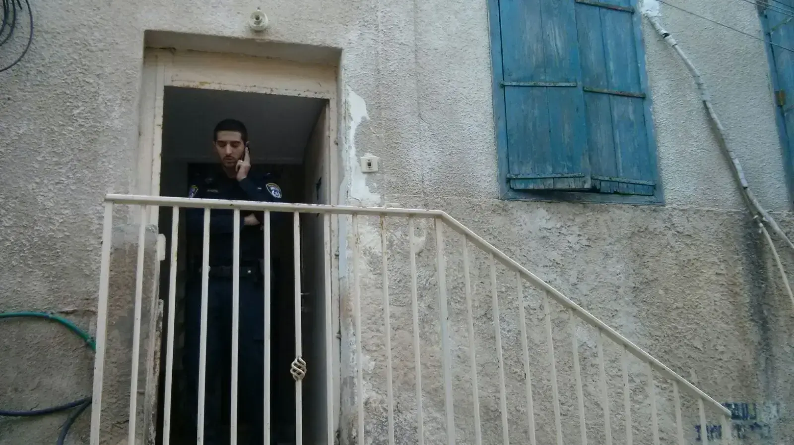זירת מציאת גופת הצעירה בדירה בתל אביב, 21 בינואר 2018 זירת מציאת גופת הצעירה בדירה בתל אביב, 21 בינואר 2018