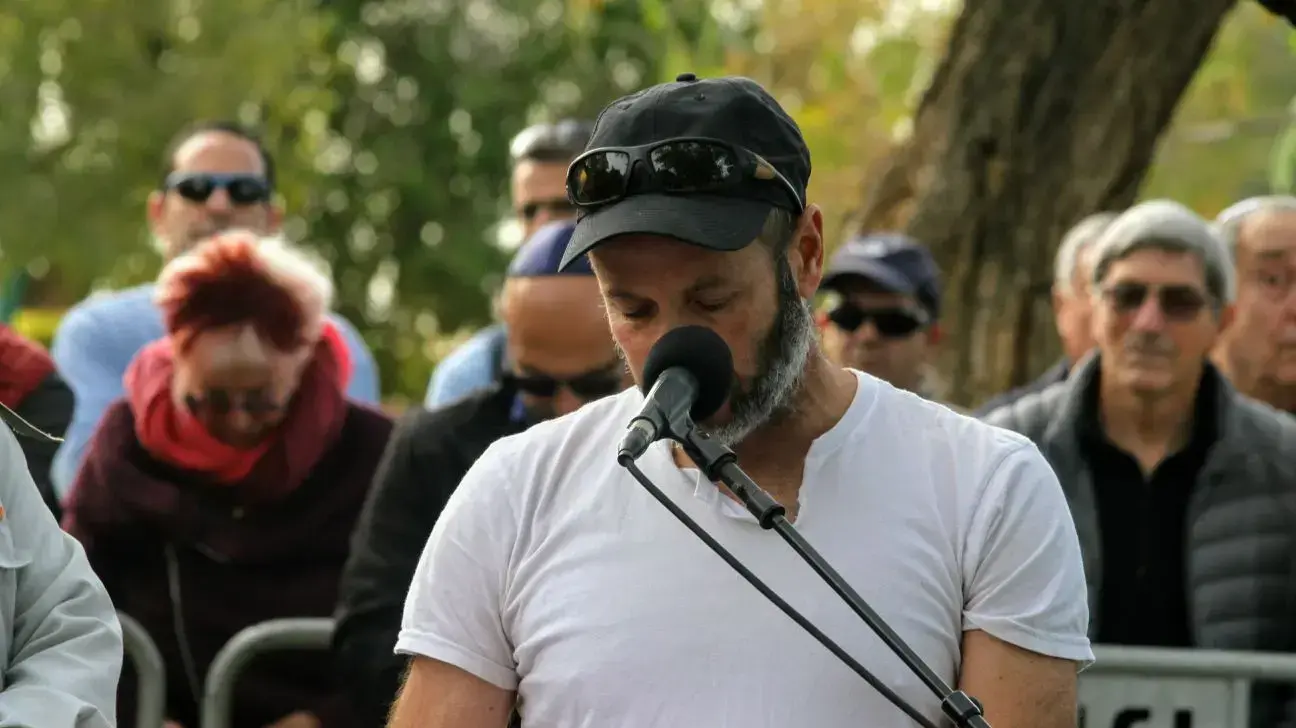ניר רויבן, בנו של דורון רובין בהלוויתו של האלוף דורון רובין, 21 בינואר 2018
