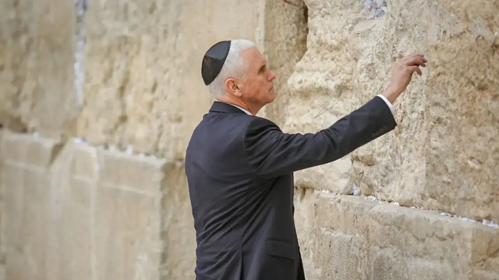 מייק פנס בביקור בכותל המערבי, 23 בינואר 2018